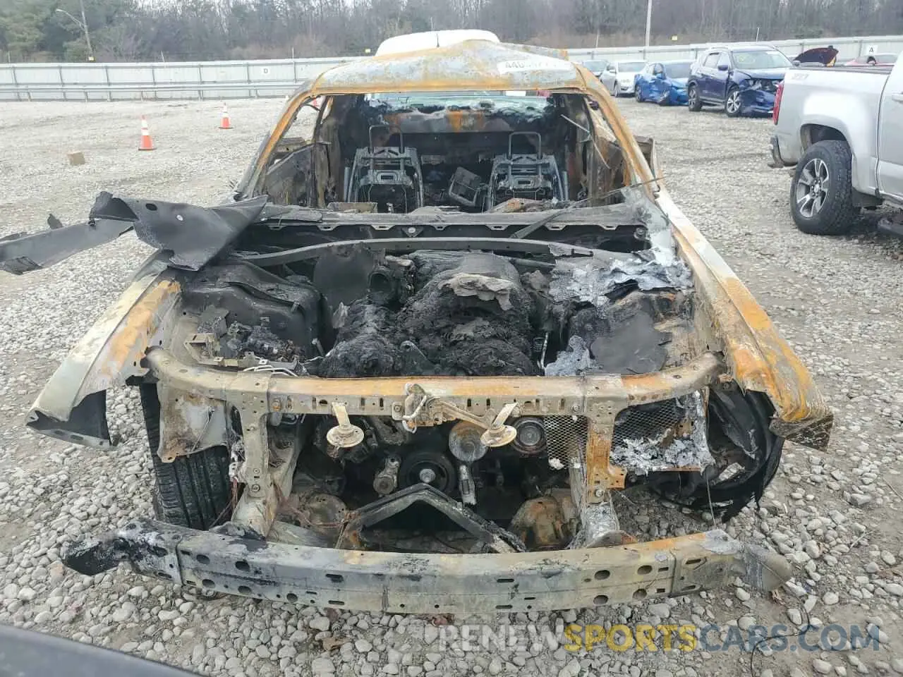 5 Photograph of a damaged car 2C3CDZGG6PH582835 DODGE CHALLENGER 2023