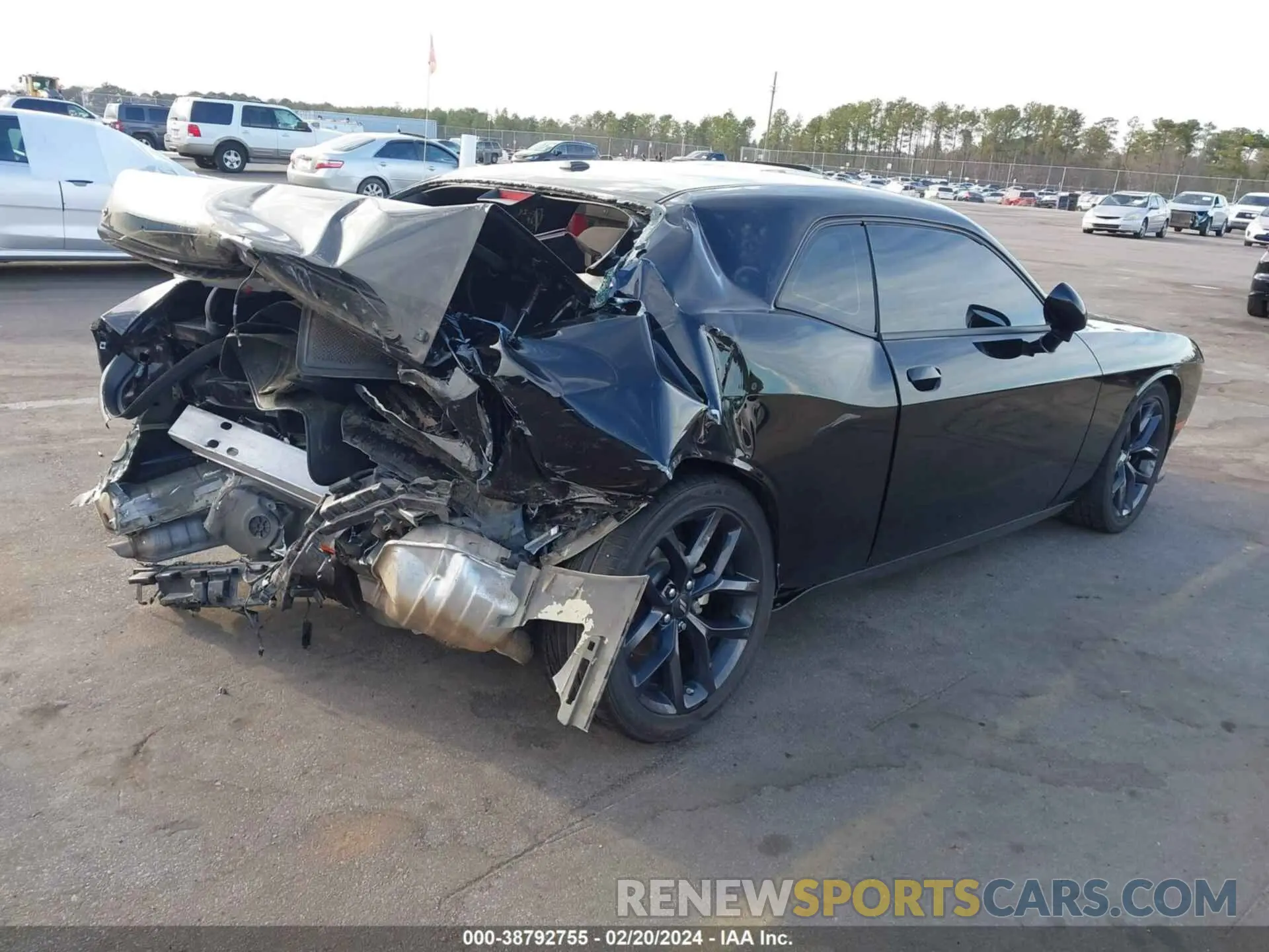 4 Photograph of a damaged car 2C3CDZJG1PH546107 DODGE CHALLENGER 2023