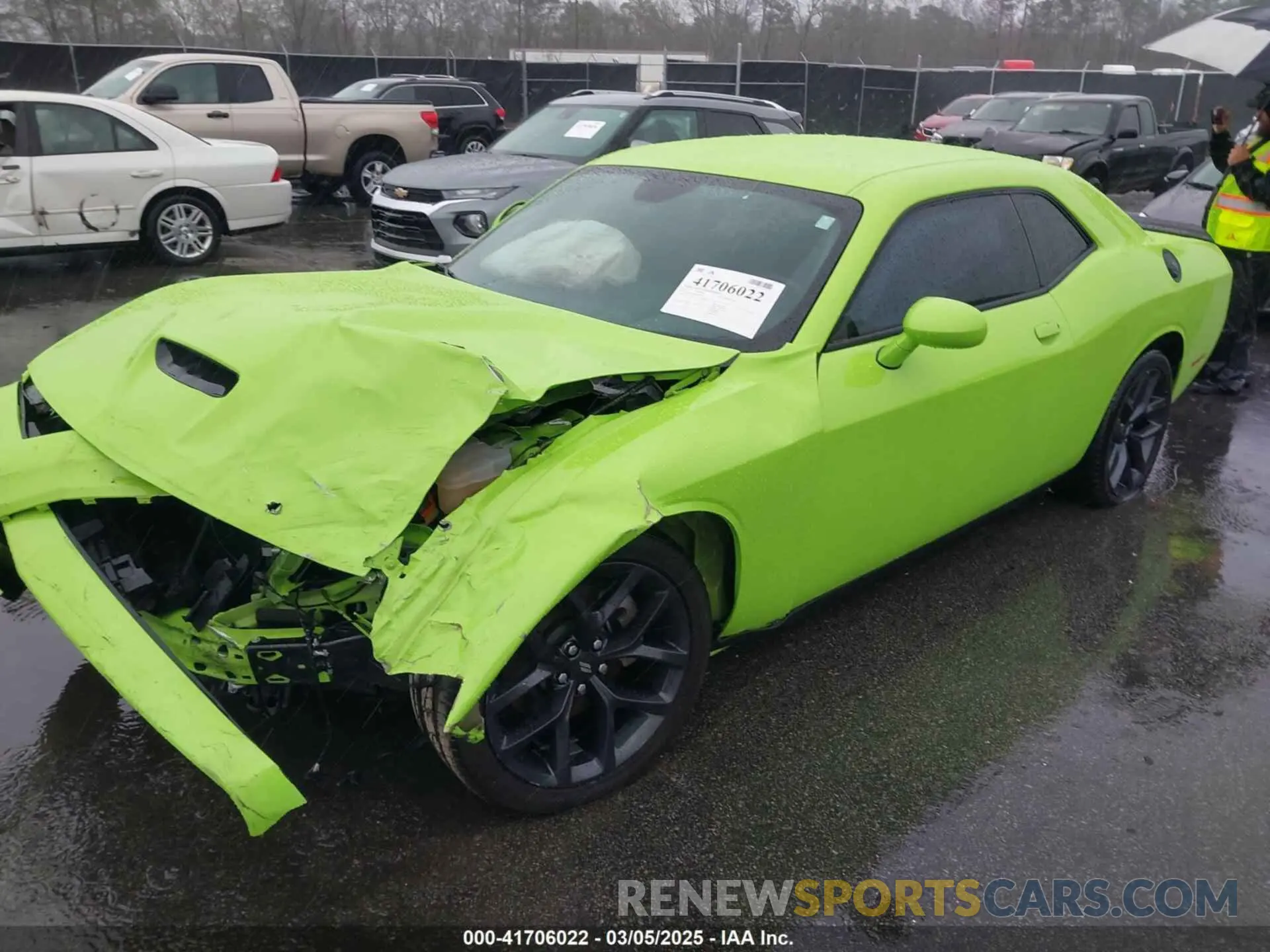 2 Photograph of a damaged car 2C3CDZJG1PH655098 DODGE CHALLENGER 2023