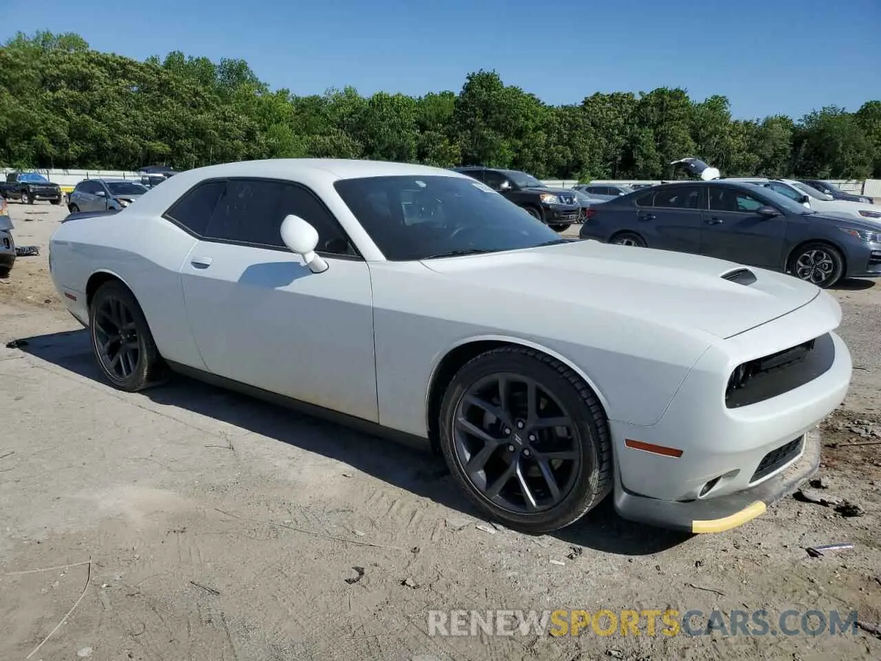 4 Photograph of a damaged car 2C3CDZJG2PH610607 DODGE CHALLENGER 2023