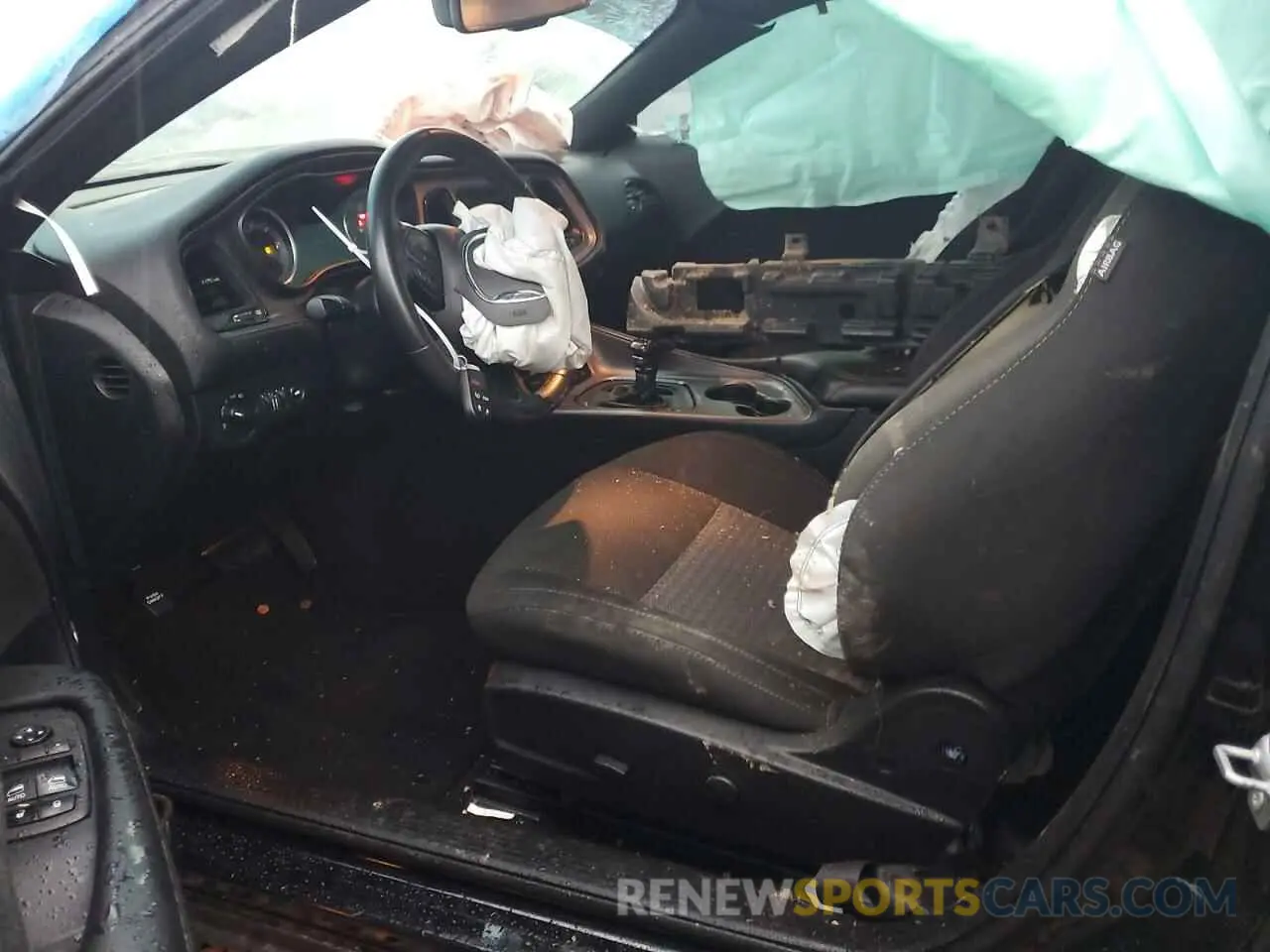 7 Photograph of a damaged car 2C3CDZJG3PH521306 DODGE CHALLENGER 2023
