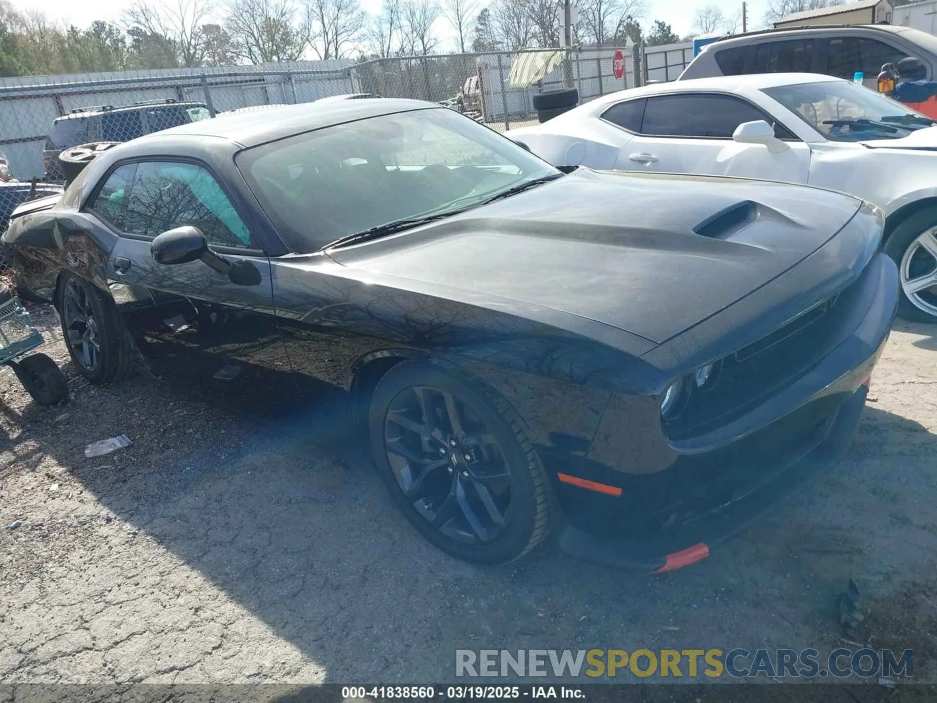1 Photograph of a damaged car 2C3CDZJG3PH587161 DODGE CHALLENGER 2023