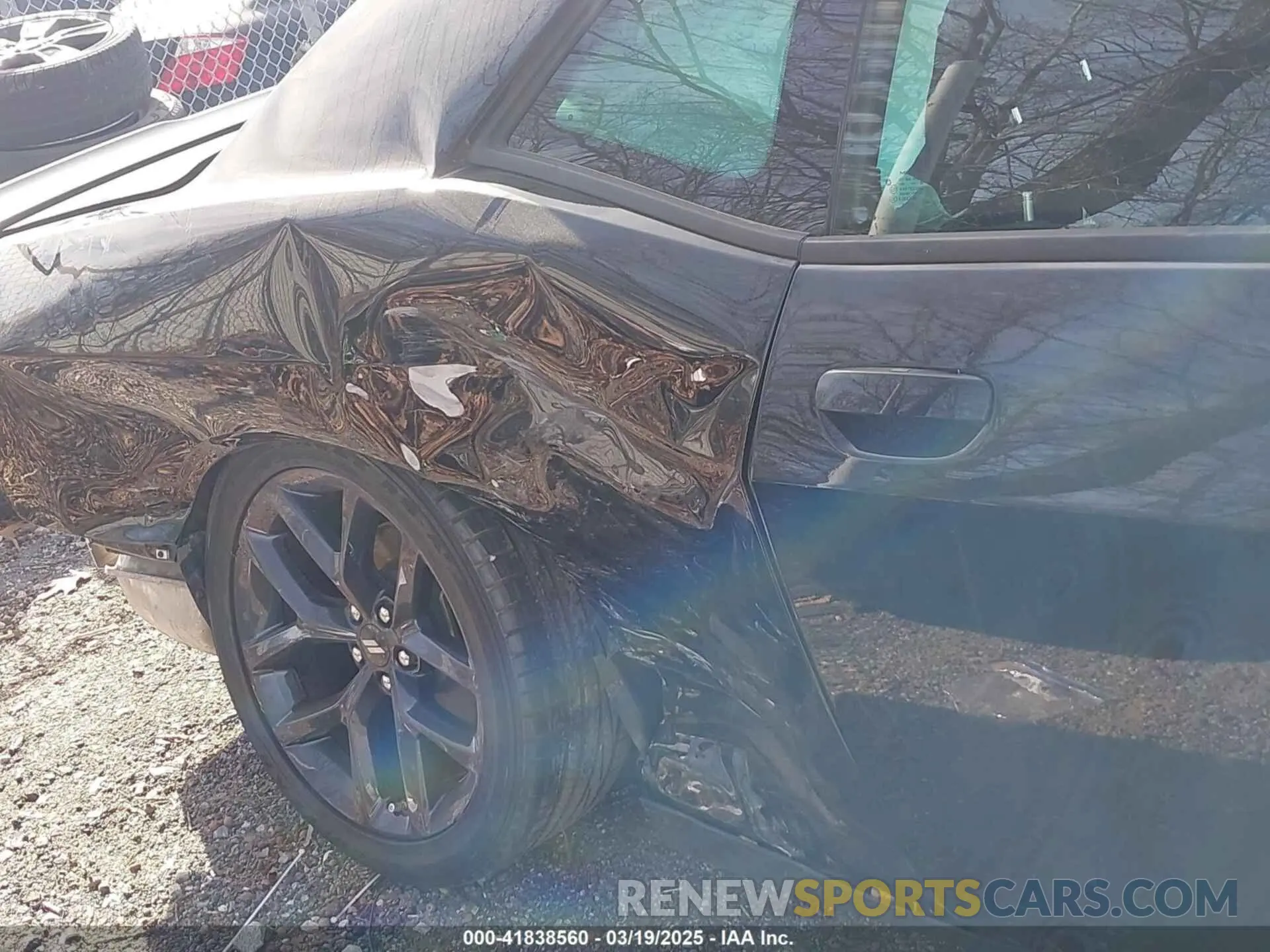 6 Photograph of a damaged car 2C3CDZJG3PH587161 DODGE CHALLENGER 2023