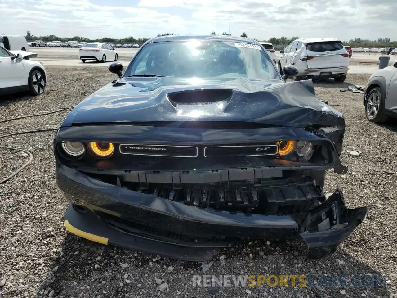 5 Photograph of a damaged car 2C3CDZJG7PH605354 DODGE CHALLENGER 2023