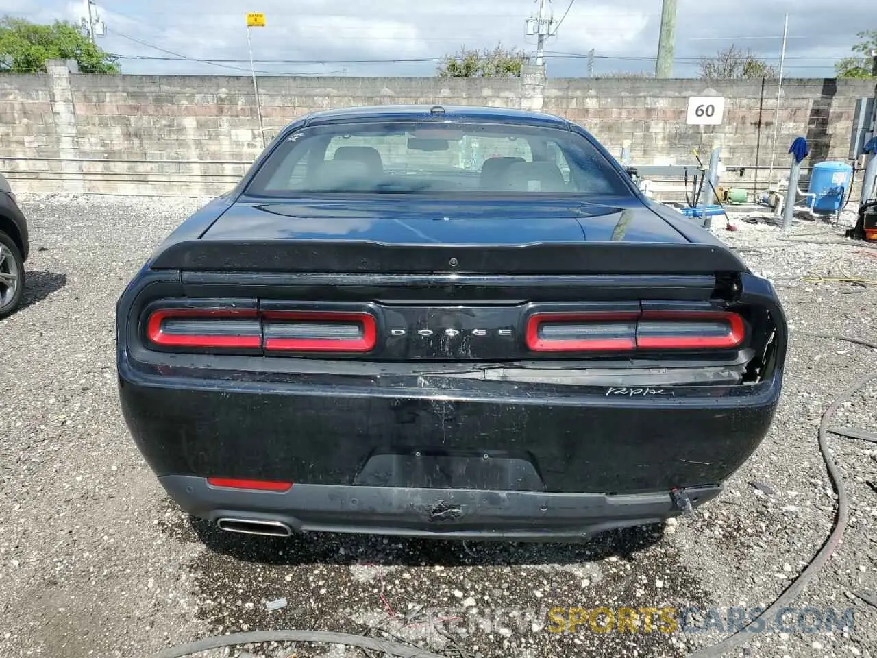 6 Photograph of a damaged car 2C3CDZJG7PH605354 DODGE CHALLENGER 2023