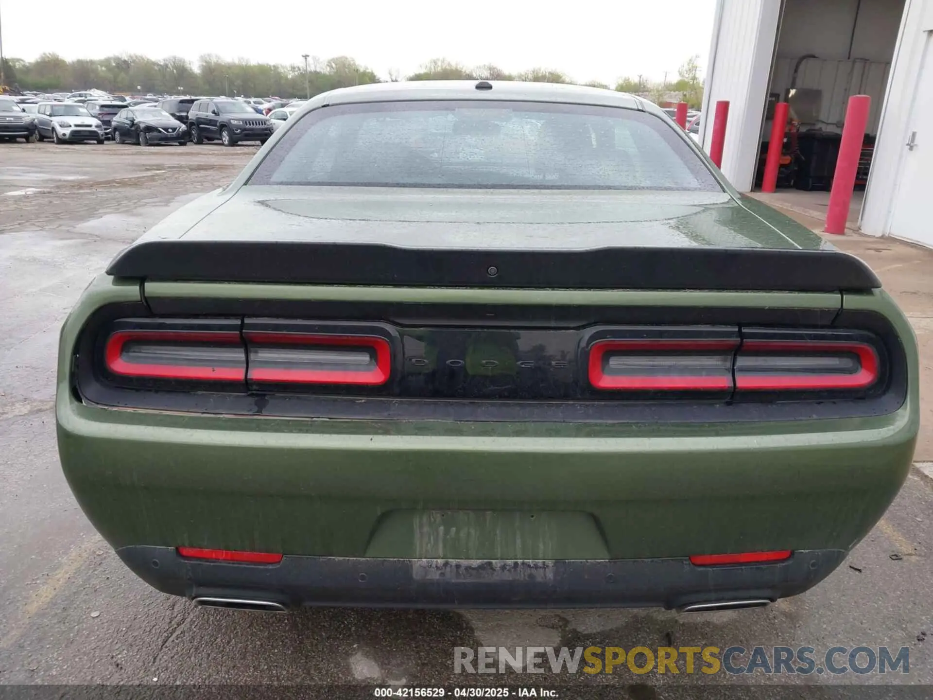 17 Photograph of a damaged car 2C3CDZJG7PH614653 DODGE CHALLENGER 2023