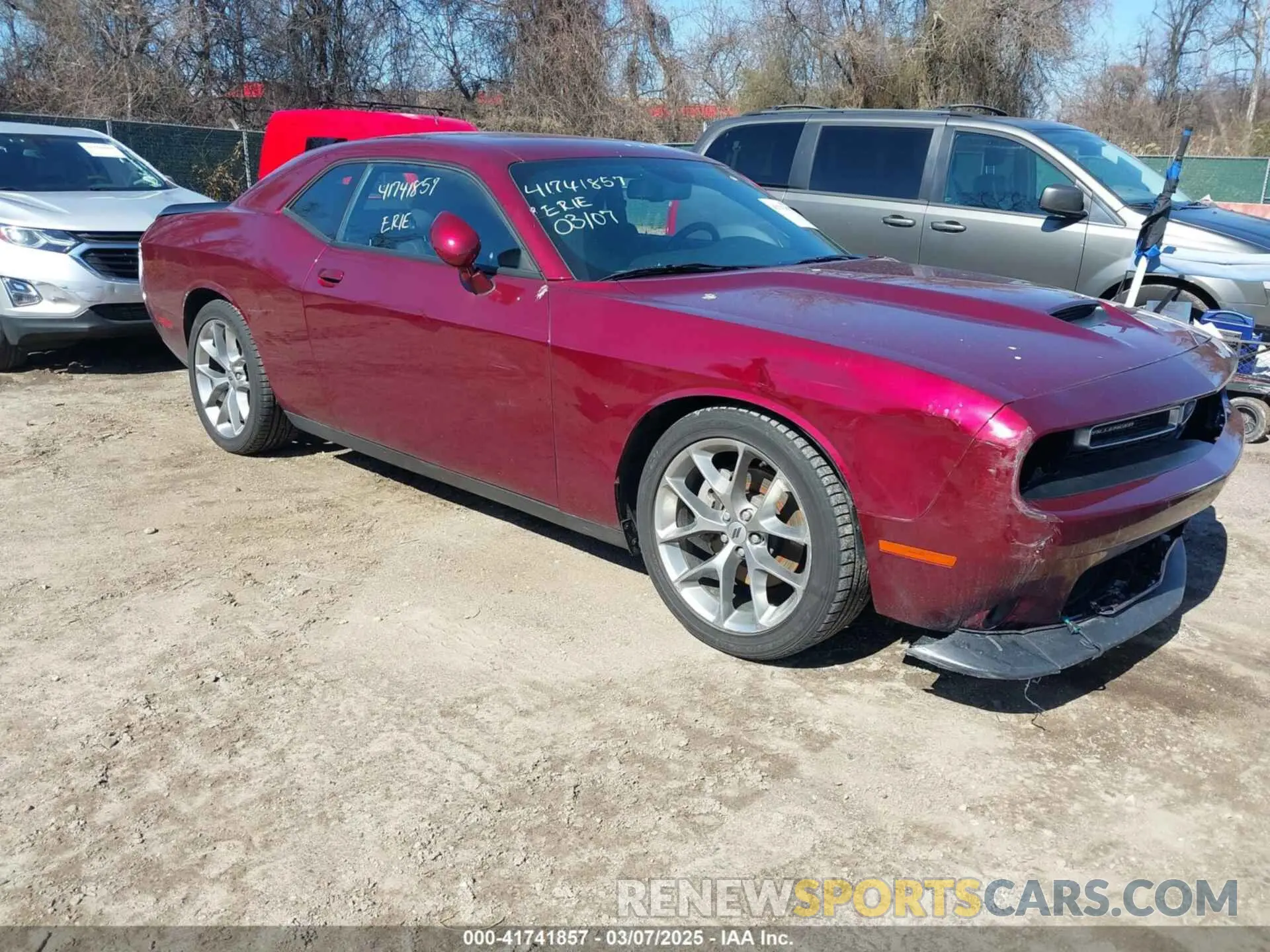 1 Photograph of a damaged car 2C3CDZJG9PH605985 DODGE CHALLENGER 2023
