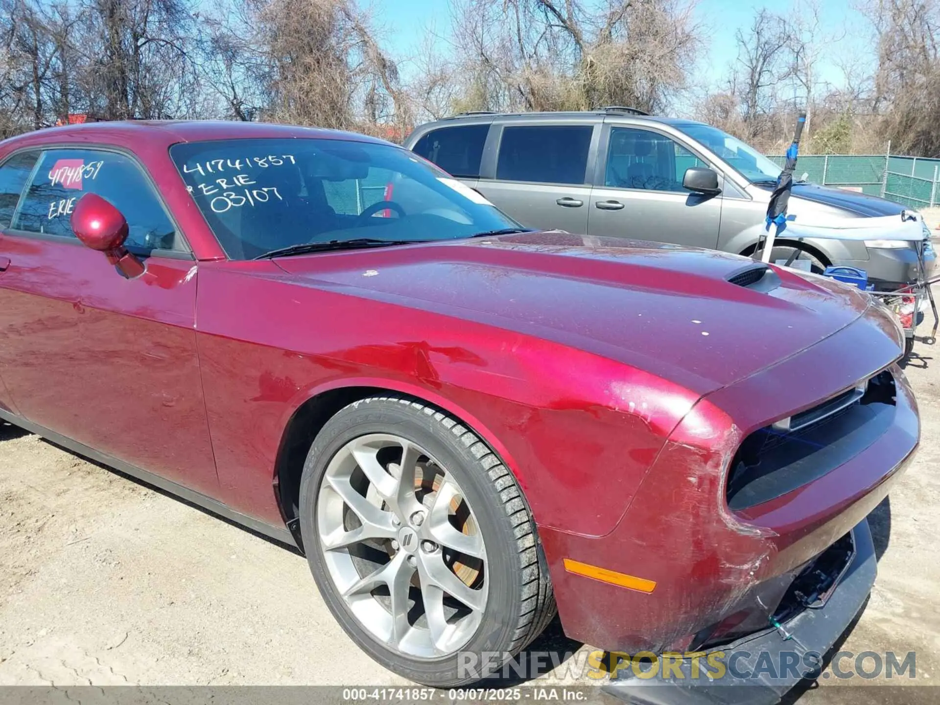 19 Photograph of a damaged car 2C3CDZJG9PH605985 DODGE CHALLENGER 2023
