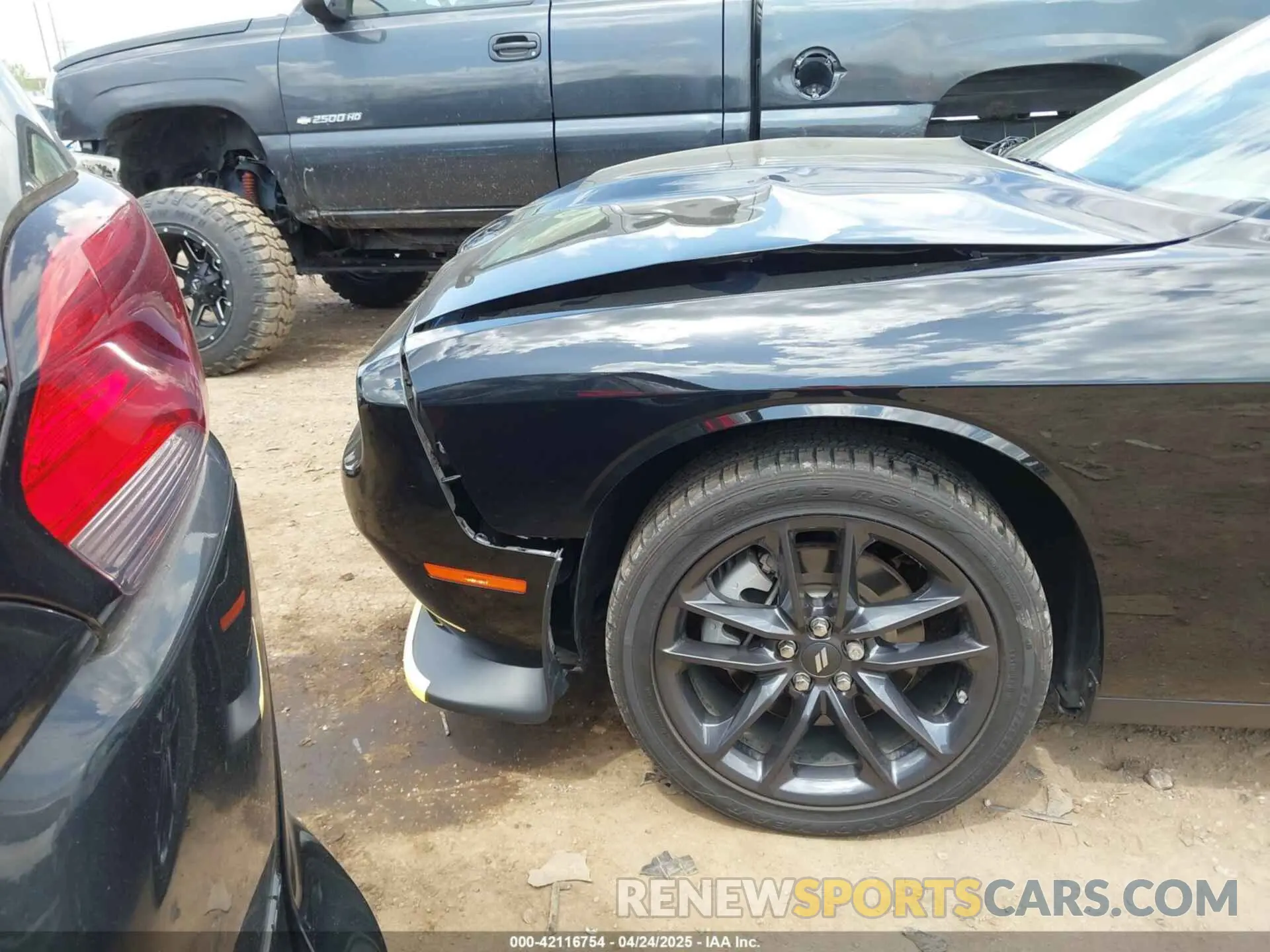 6 Photograph of a damaged car 2C3CDZKG2PH606488 DODGE CHALLENGER 2023