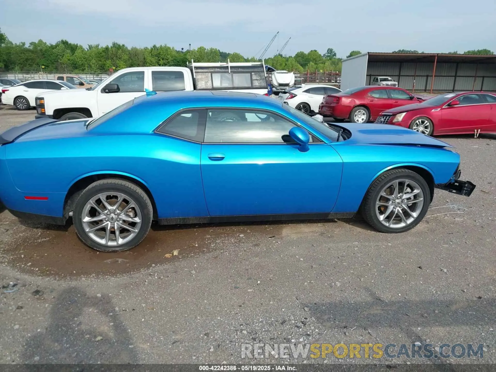 13 Photograph of a damaged car 2C3CDZKG8PH594329 DODGE CHALLENGER 2023