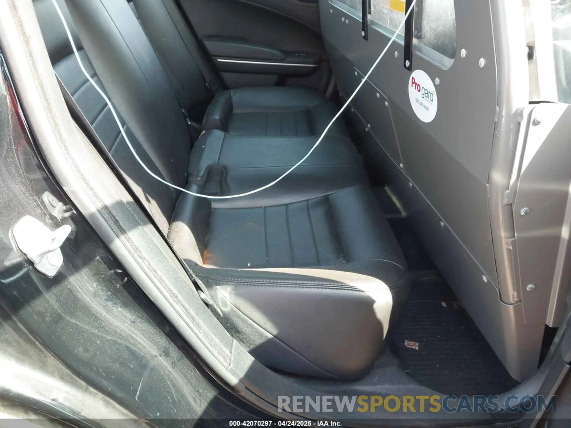 8 Photograph of a damaged car 2C3CDXAG9KH510212 DODGE CHARGER 2019