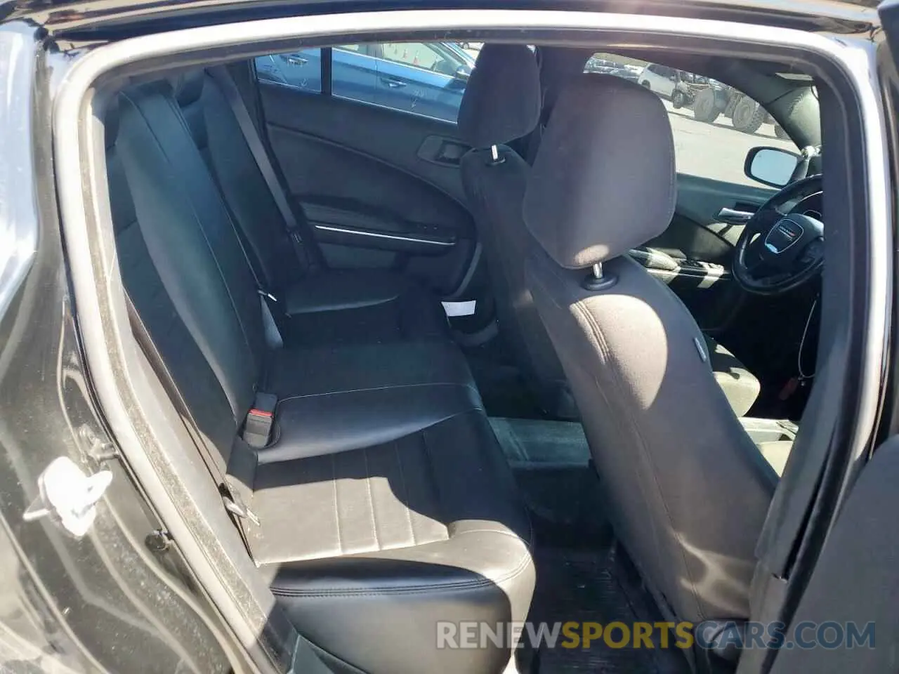 10 Photograph of a damaged car 2C3CDXAG9KH660059 DODGE CHARGER 2019
