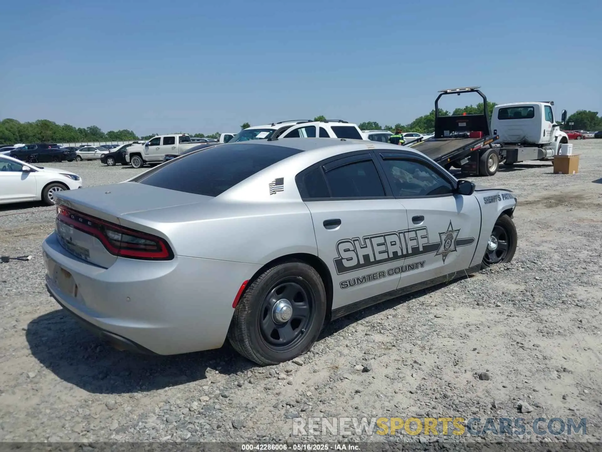 4 Photograph of a damaged car 2C3CDXAT2KH532937 DODGE CHARGER 2019