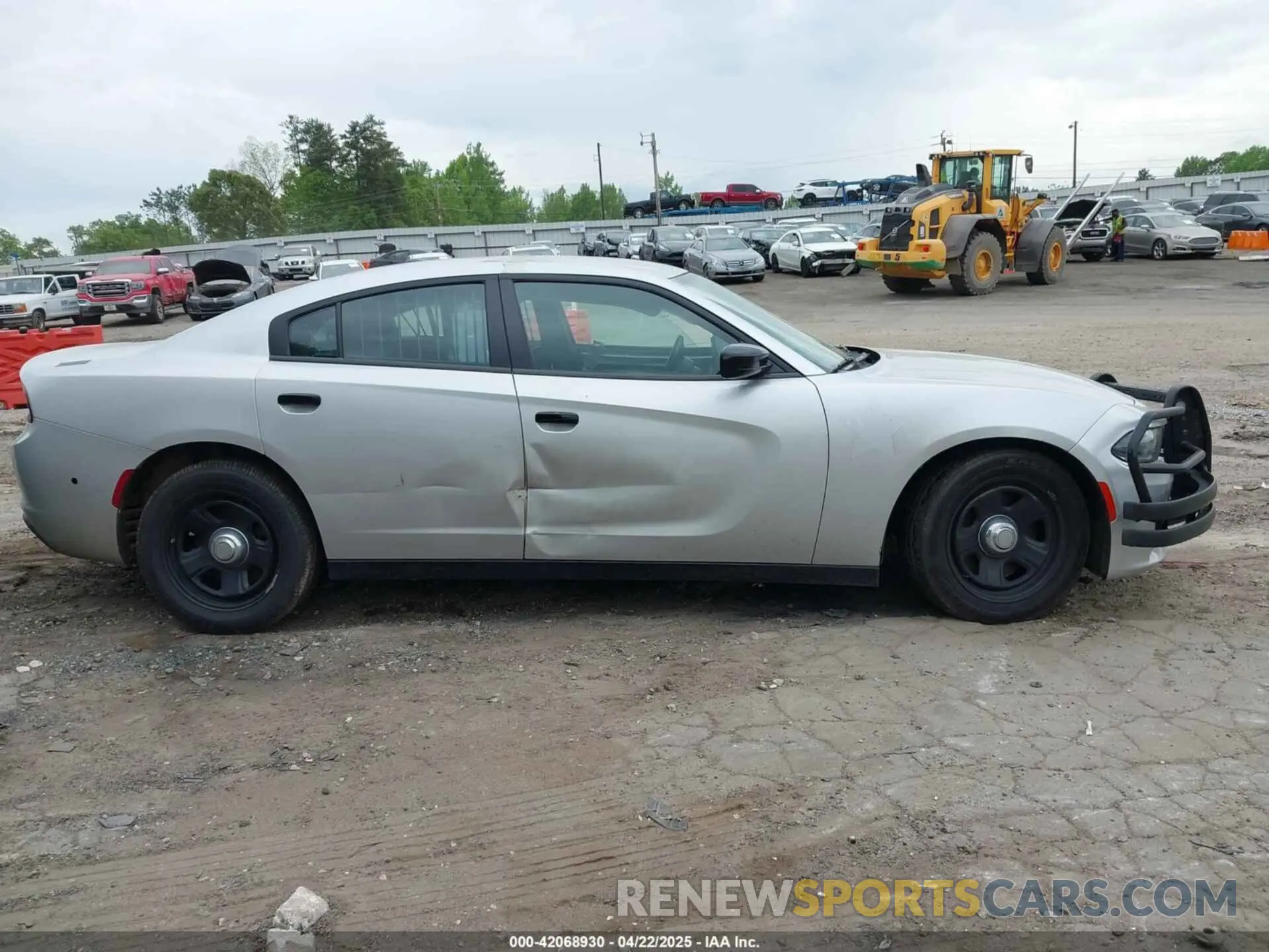 13 Photograph of a damaged car 2C3CDXAT2KH558292 DODGE CHARGER 2019