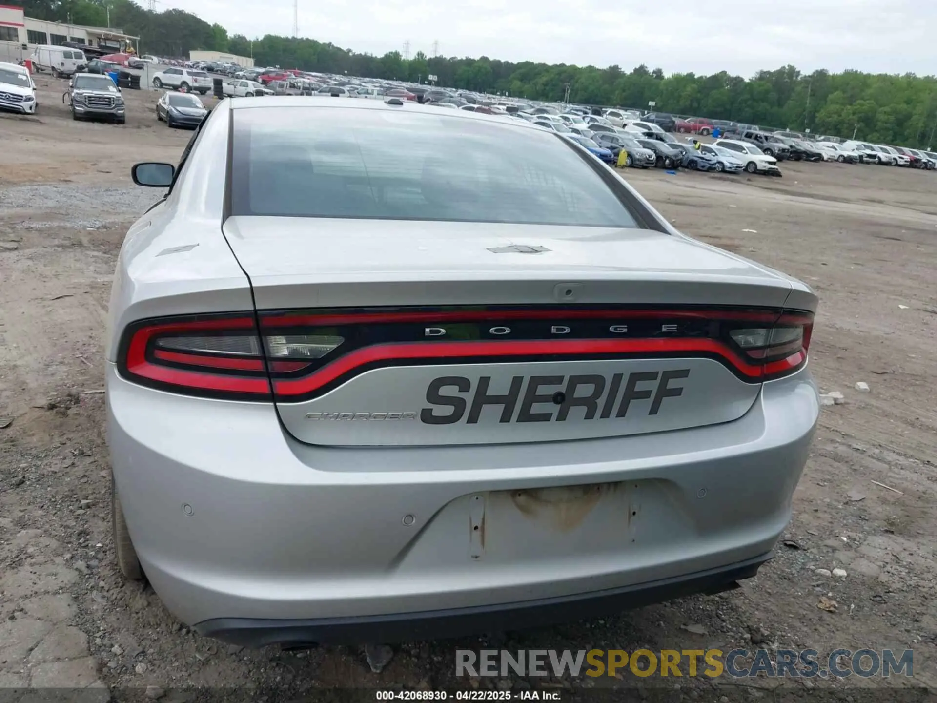 16 Photograph of a damaged car 2C3CDXAT2KH558292 DODGE CHARGER 2019