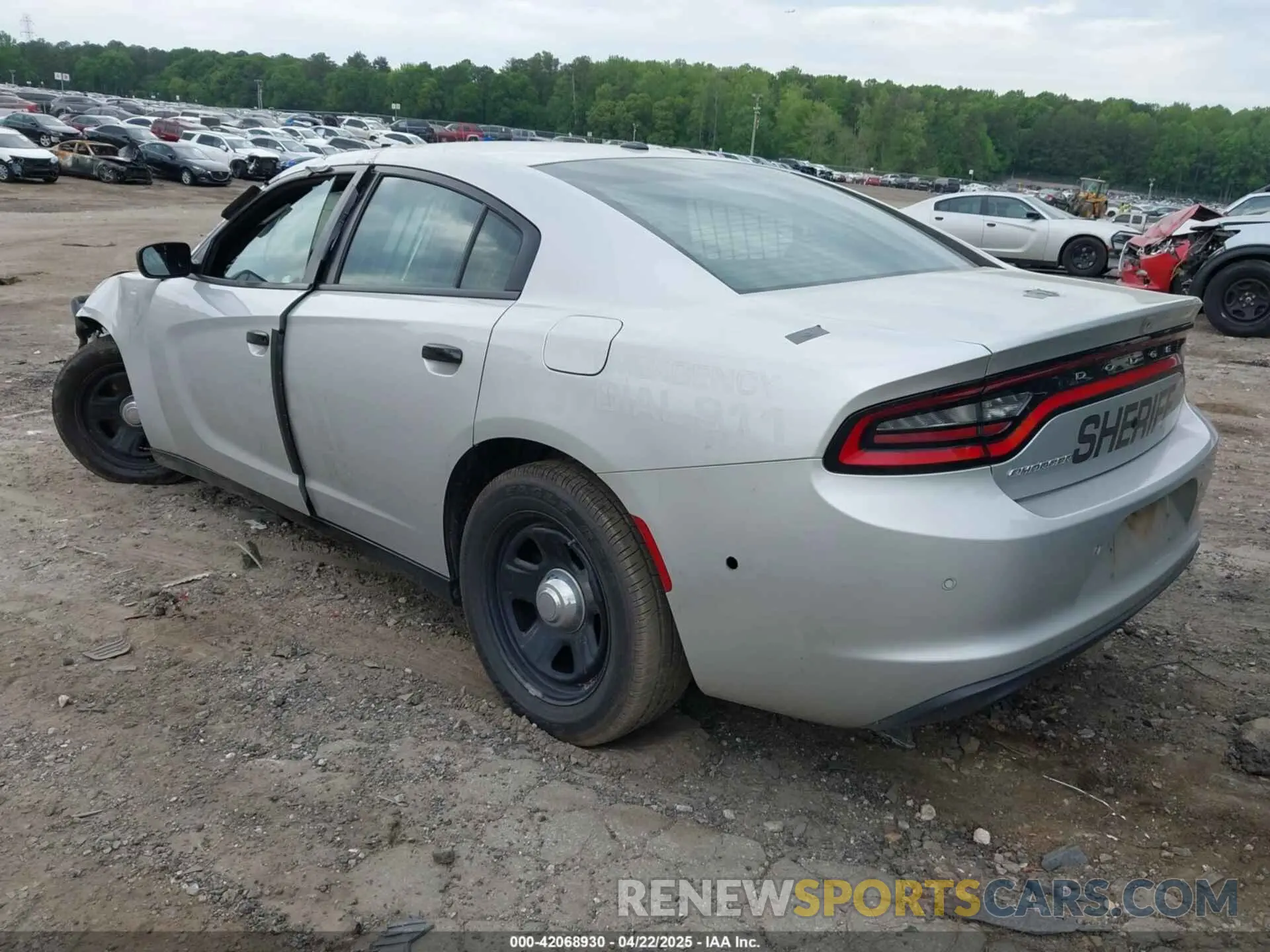 3 Photograph of a damaged car 2C3CDXAT2KH558292 DODGE CHARGER 2019