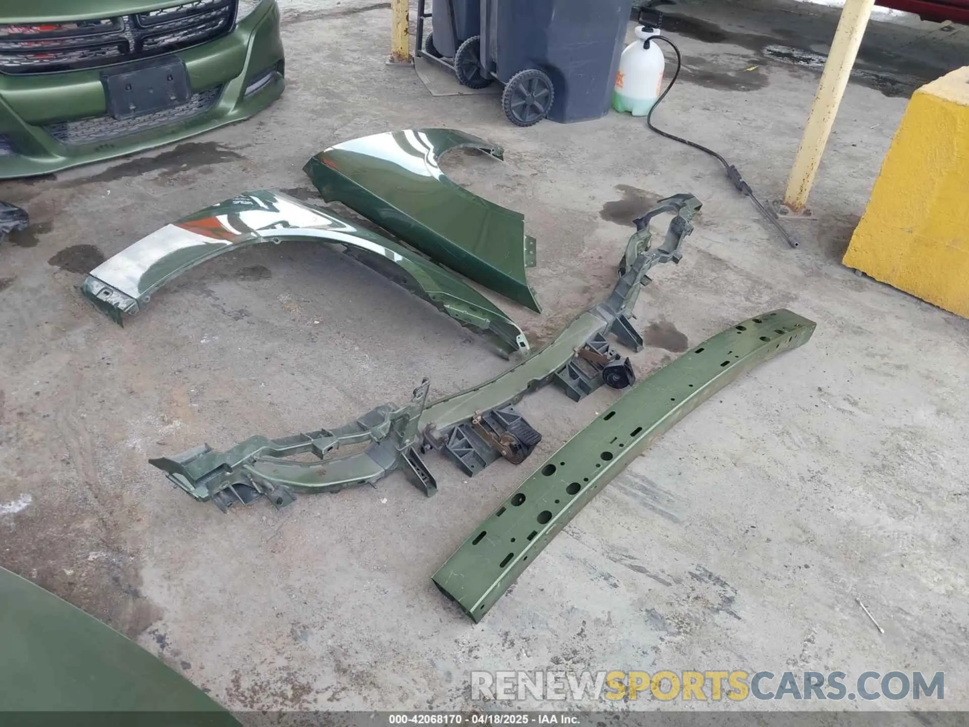 19 Photograph of a damaged car 2C3CDXBG0KH564402 DODGE CHARGER 2019