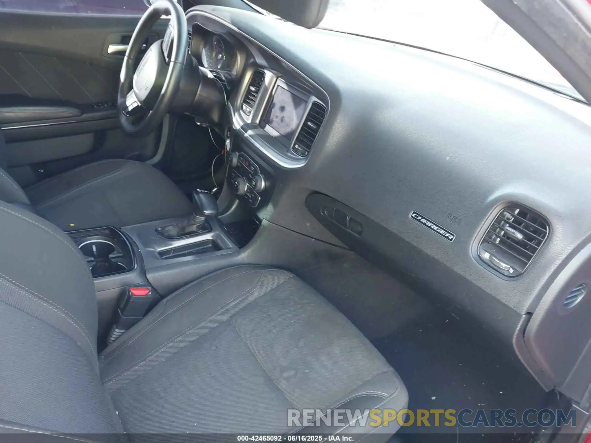 5 Photograph of a damaged car 2C3CDXBG0KH599358 DODGE CHARGER 2019