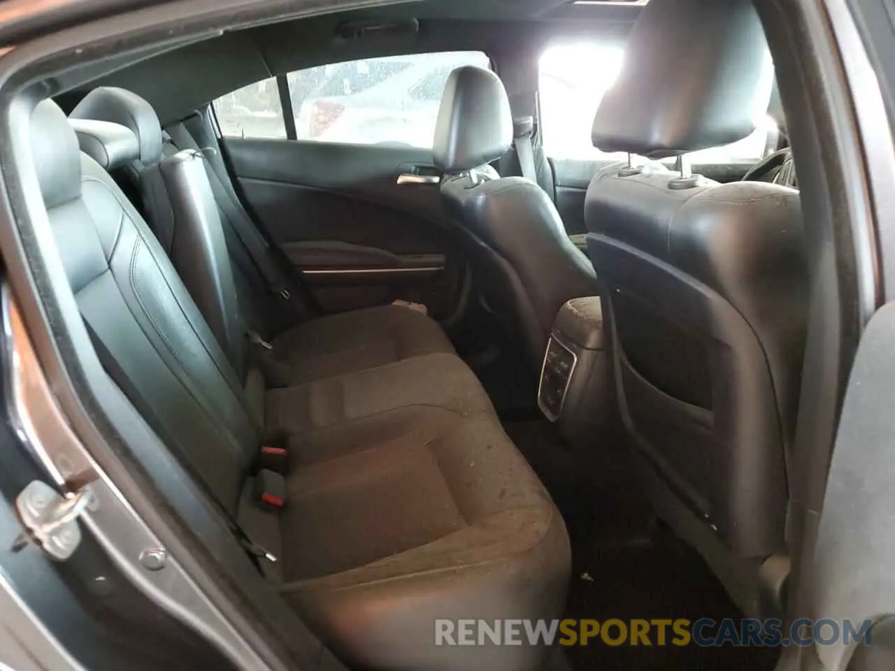 10 Photograph of a damaged car 2C3CDXBG0KH711690 DODGE CHARGER 2019