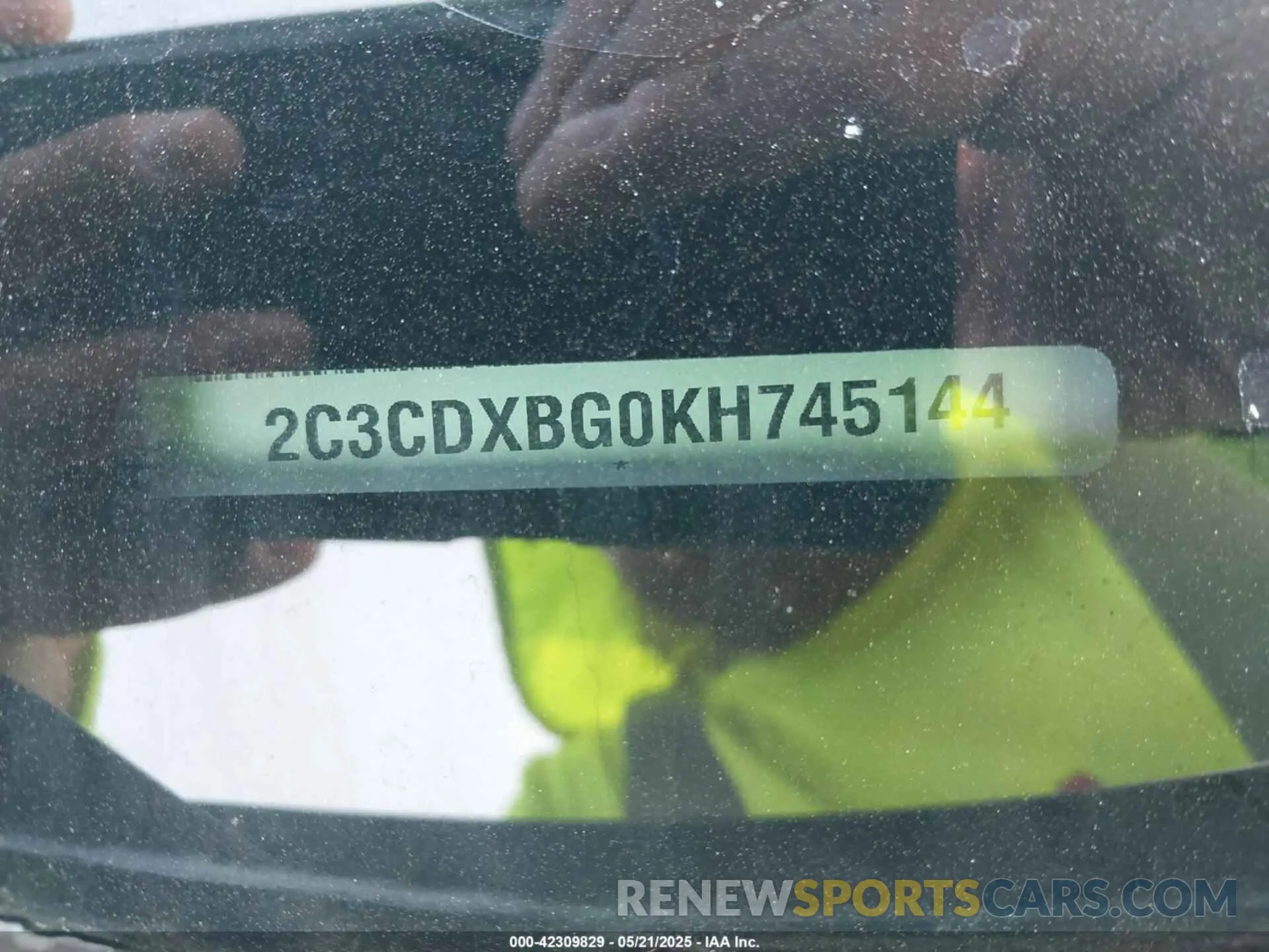 9 Photograph of a damaged car 2C3CDXBG0KH745144 DODGE CHARGER 2019