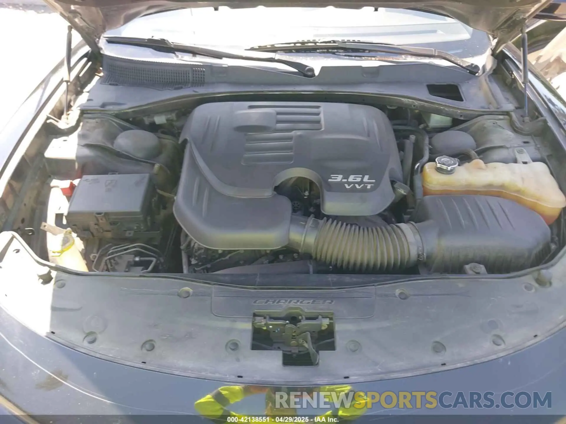 10 Photograph of a damaged car 2C3CDXBG1KH502278 DODGE CHARGER 2019