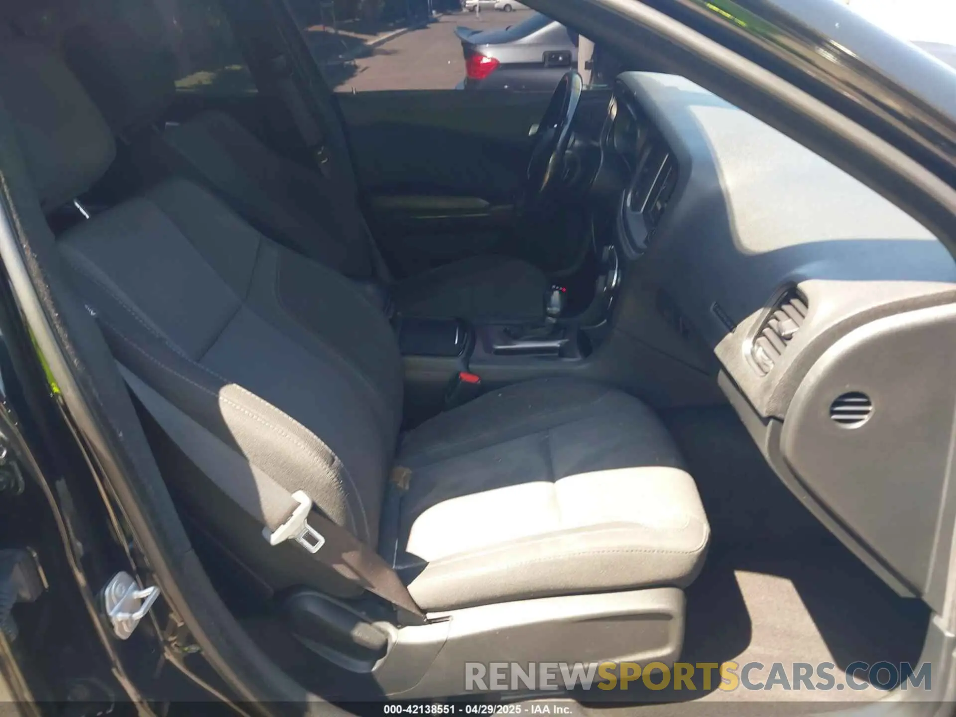 5 Photograph of a damaged car 2C3CDXBG1KH502278 DODGE CHARGER 2019