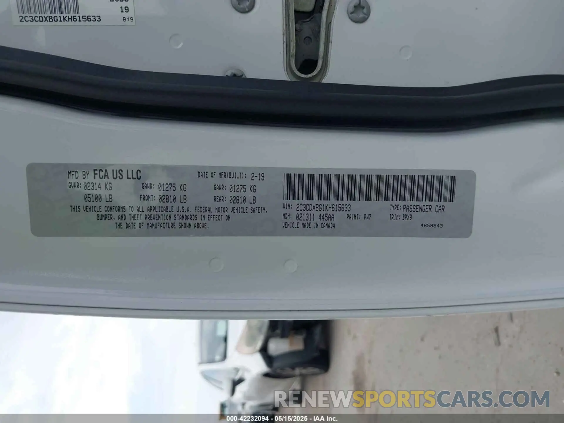 9 Photograph of a damaged car 2C3CDXBG1KH615633 DODGE CHARGER 2019