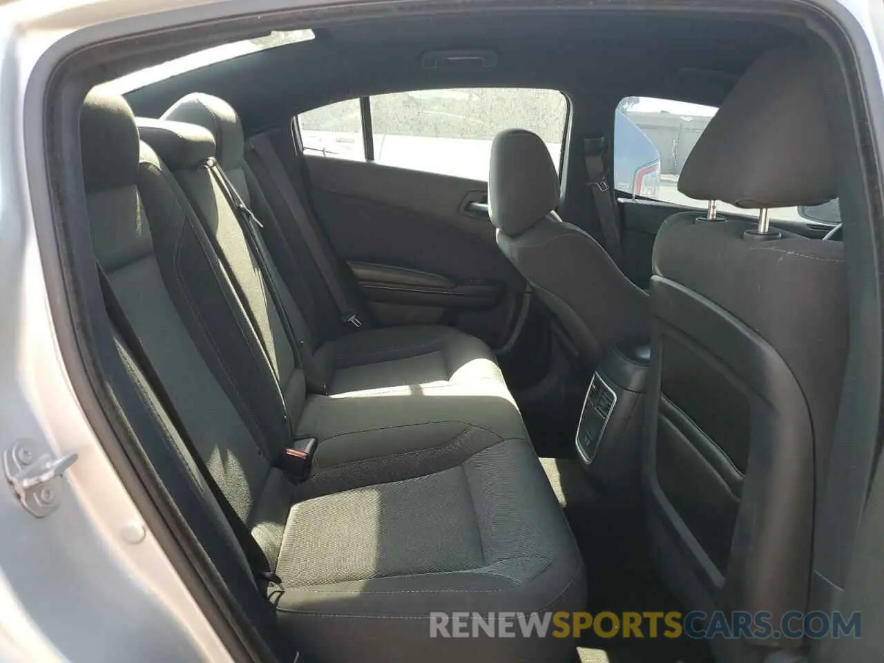 10 Photograph of a damaged car 2C3CDXBG1KH668316 DODGE CHARGER 2019
