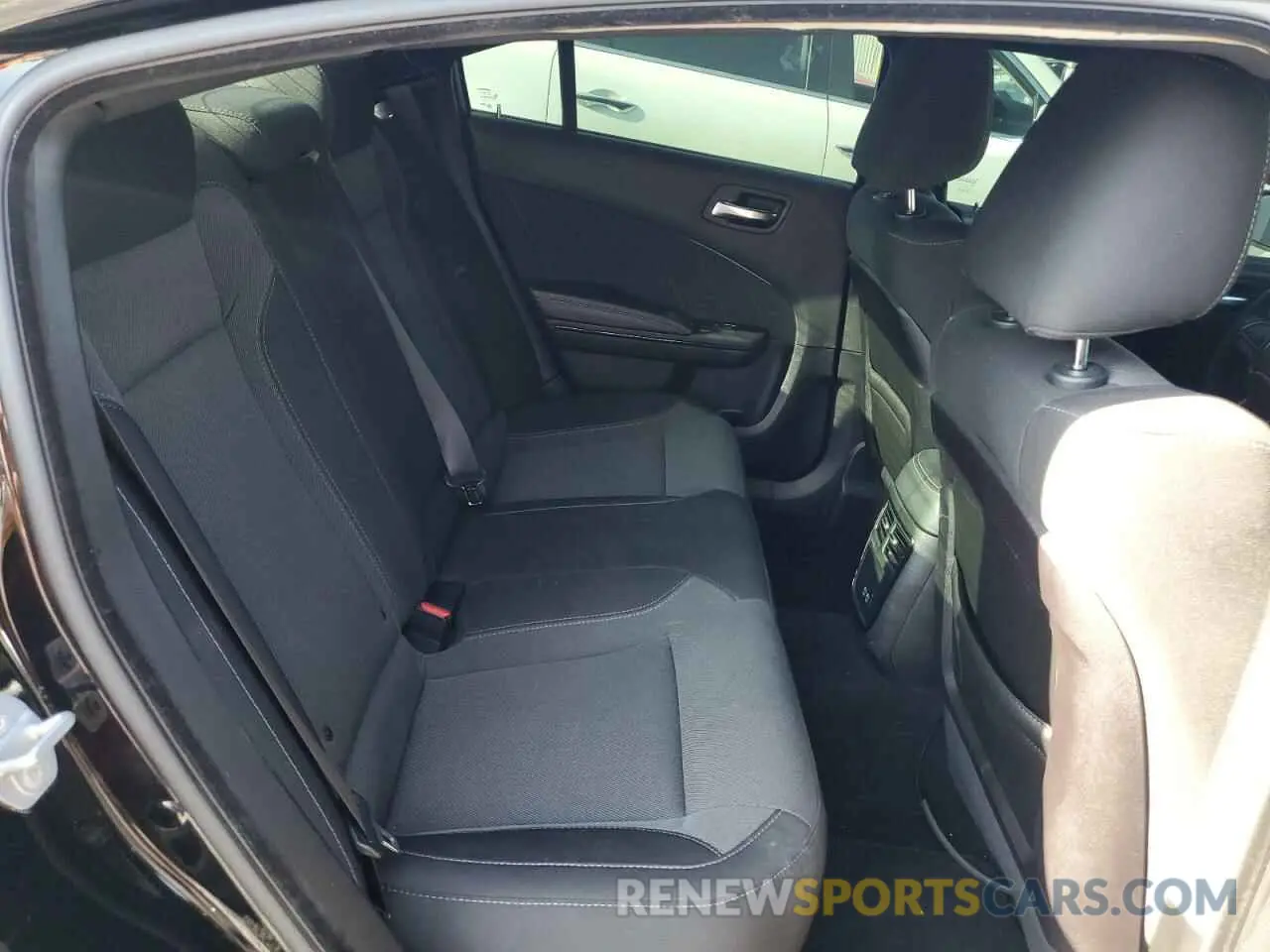 10 Photograph of a damaged car 2C3CDXBG1KH697184 DODGE CHARGER 2019