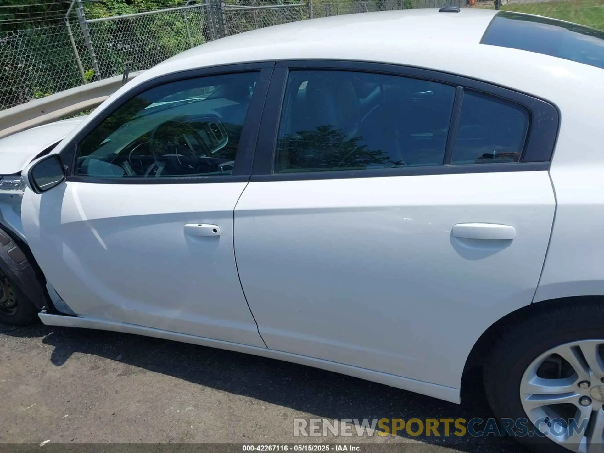 15 Photograph of a damaged car 2C3CDXBG1KH725341 DODGE CHARGER 2019