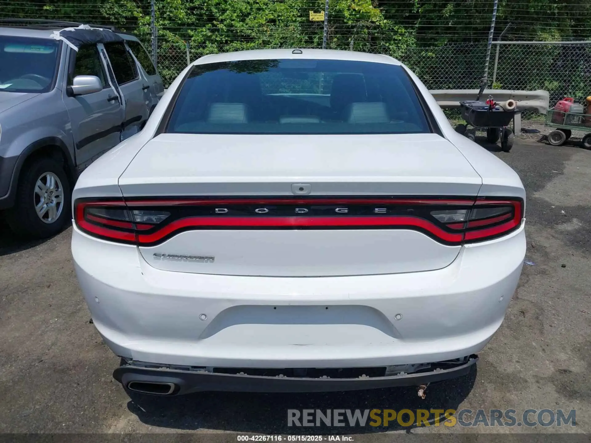 17 Photograph of a damaged car 2C3CDXBG1KH725341 DODGE CHARGER 2019