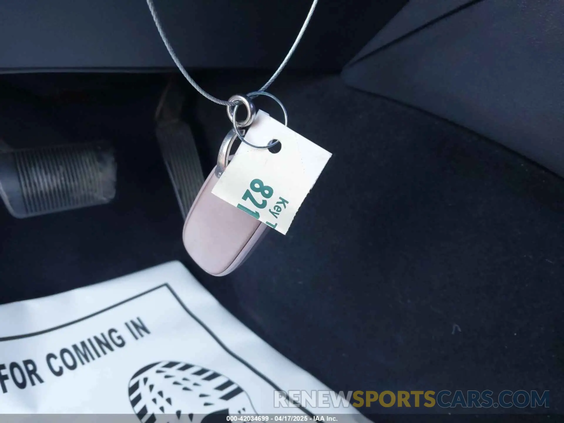 11 Photograph of a damaged car 2C3CDXBG2KH636426 DODGE CHARGER 2019