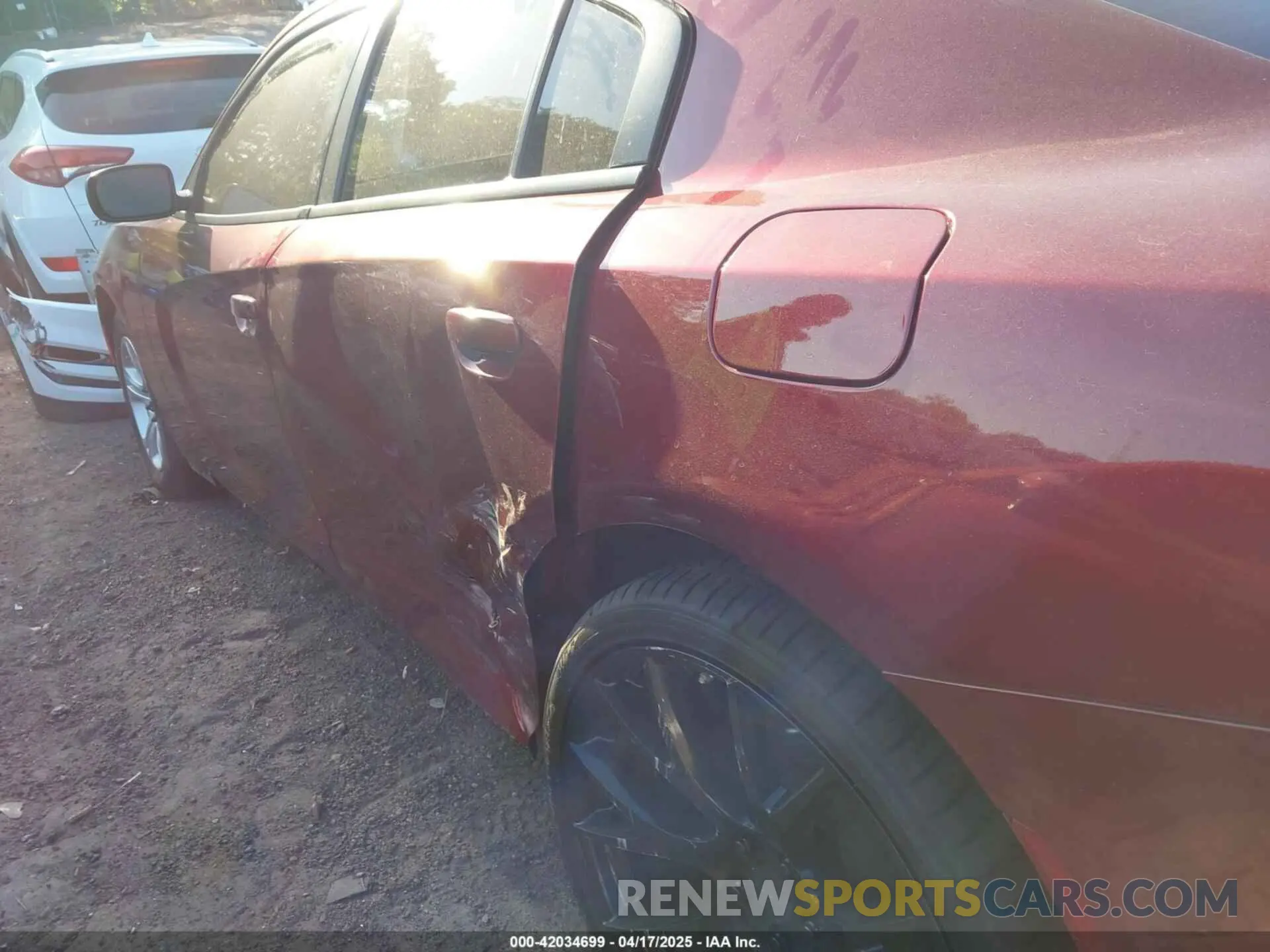 18 Photograph of a damaged car 2C3CDXBG2KH636426 DODGE CHARGER 2019