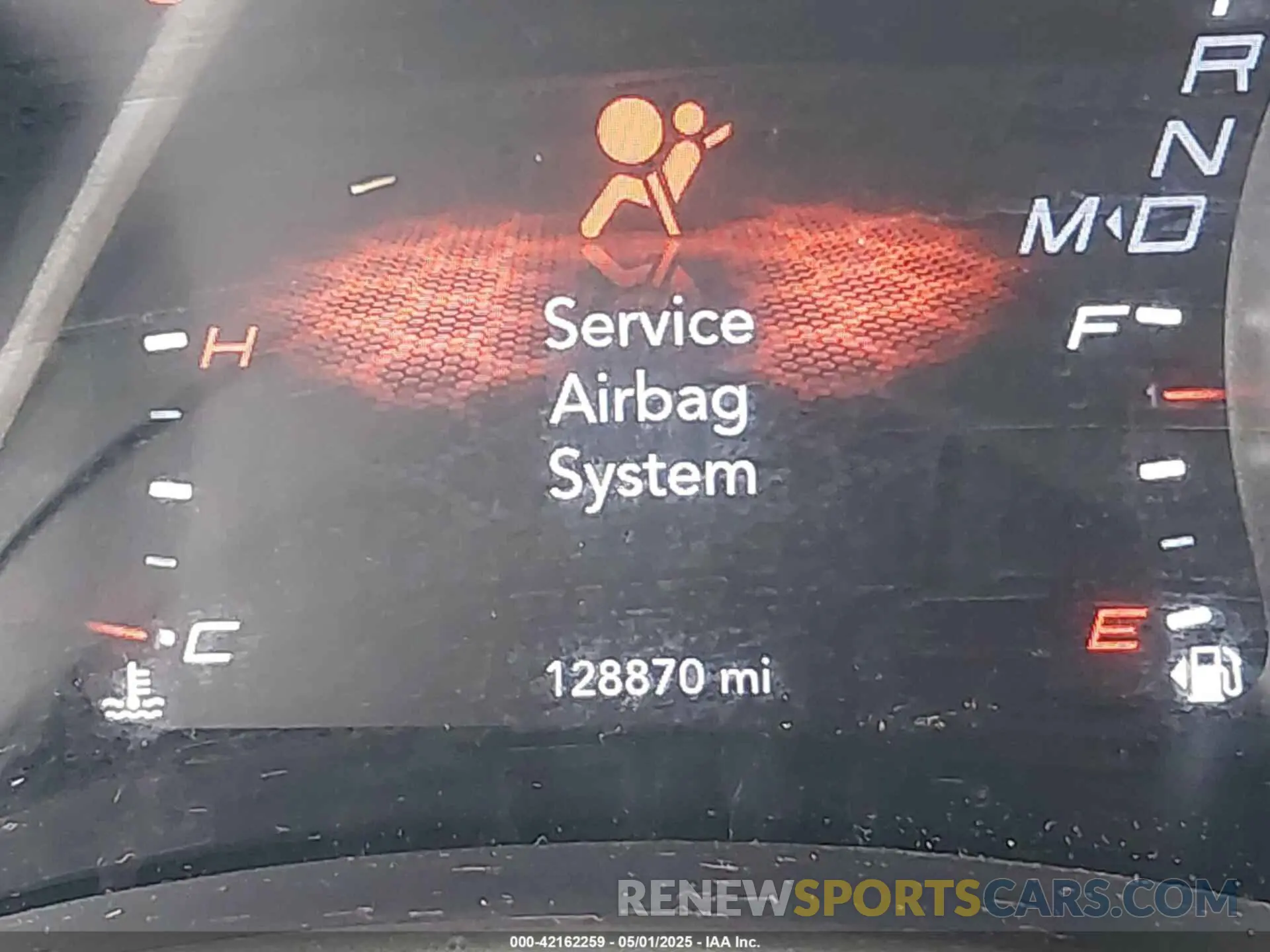 16 Photograph of a damaged car 2C3CDXBG2KH692270 DODGE CHARGER 2019