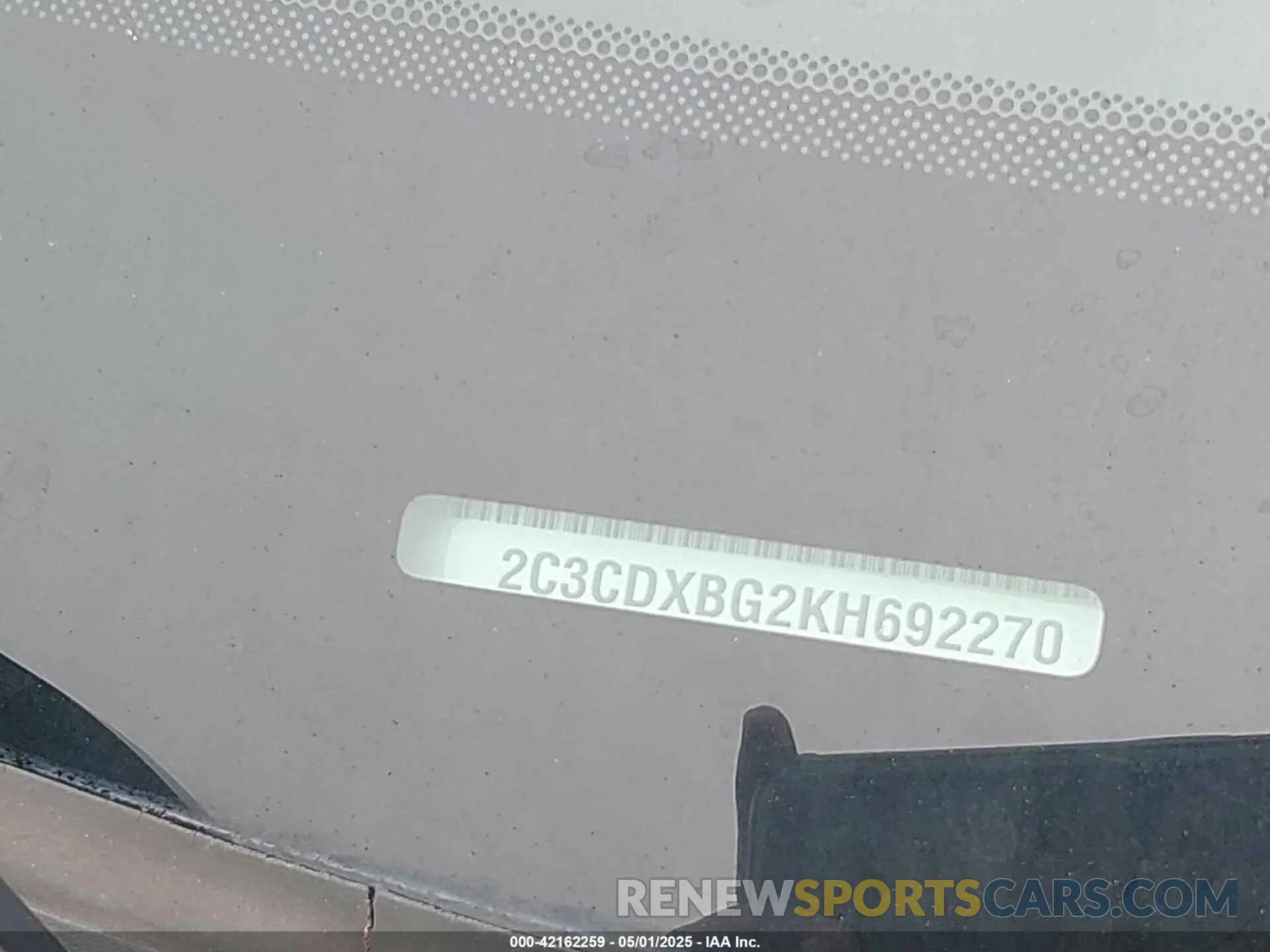 9 Photograph of a damaged car 2C3CDXBG2KH692270 DODGE CHARGER 2019