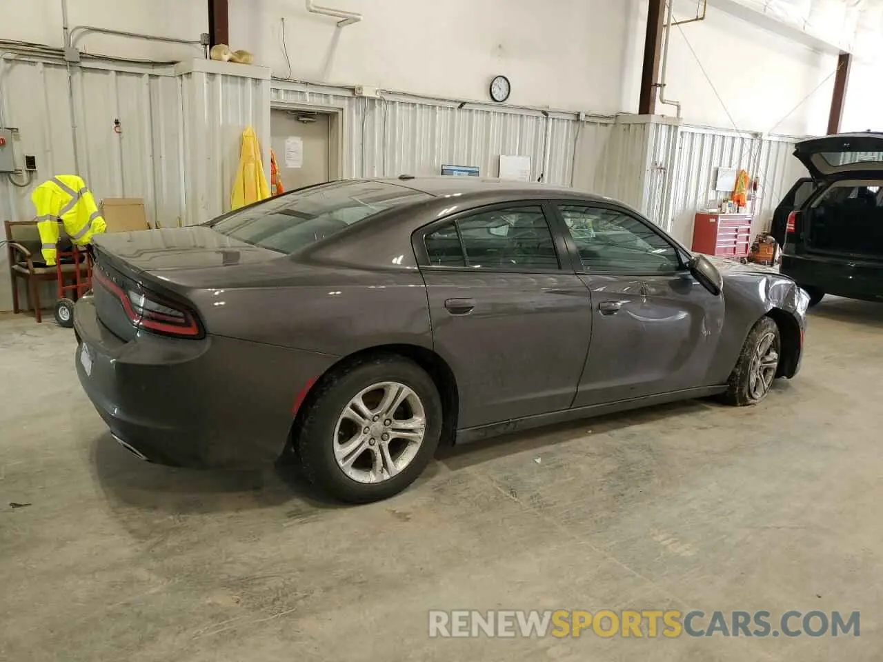 3 Photograph of a damaged car 2C3CDXBG3KH573112 DODGE CHARGER 2019