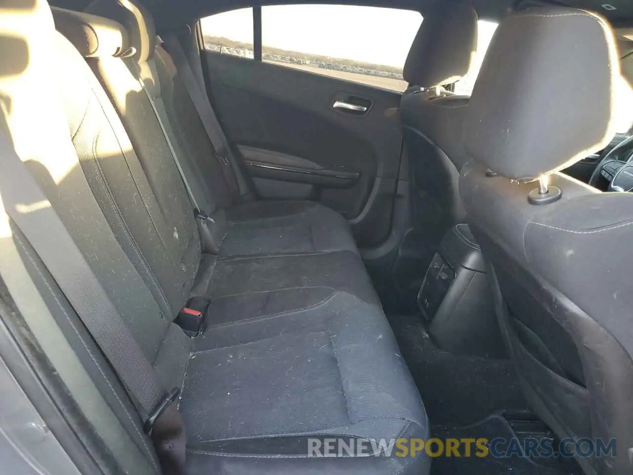 10 Photograph of a damaged car 2C3CDXBG3KH615164 DODGE CHARGER 2019