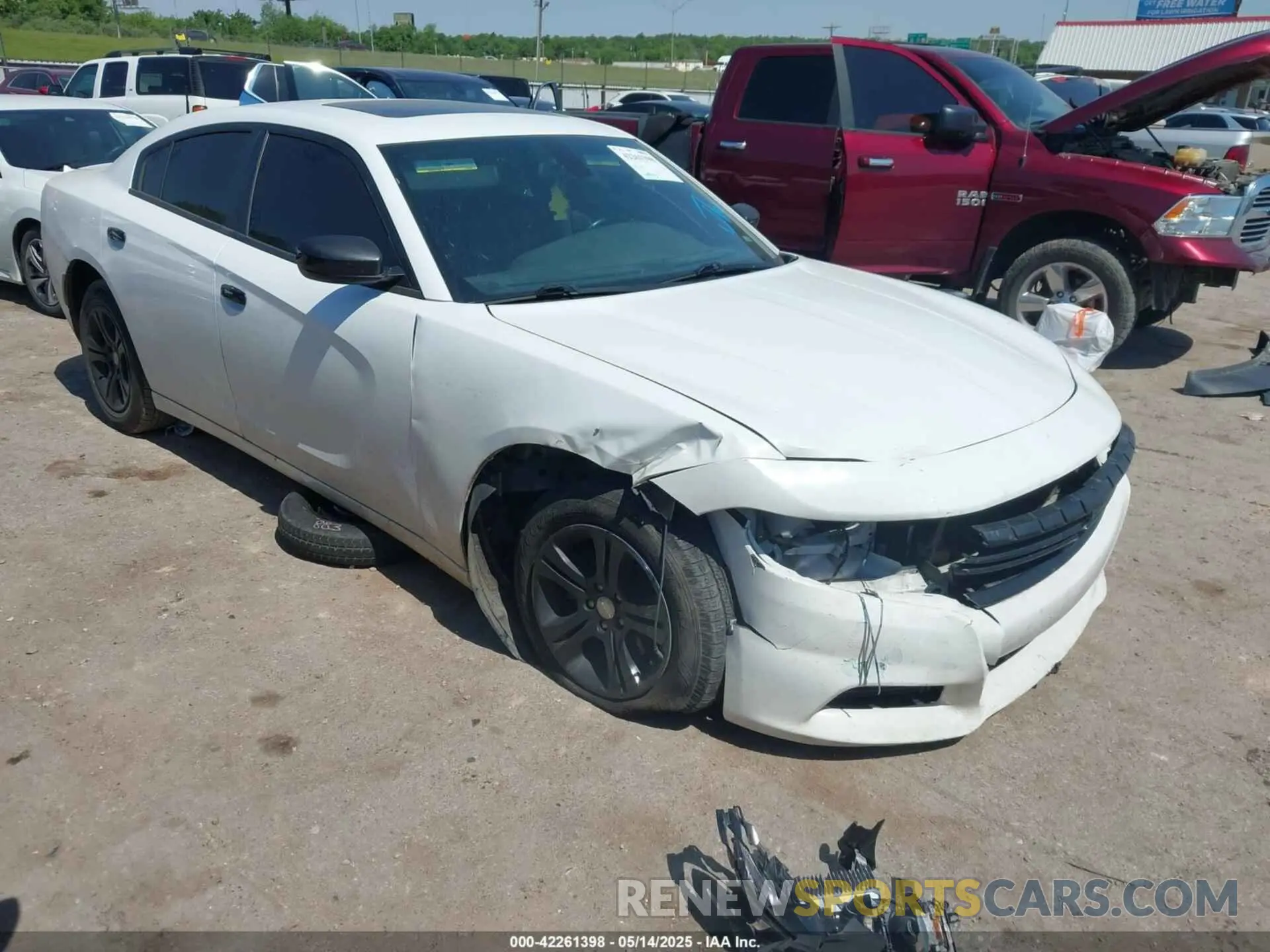 1 Photograph of a damaged car 2C3CDXBG3KH709772 DODGE CHARGER 2019