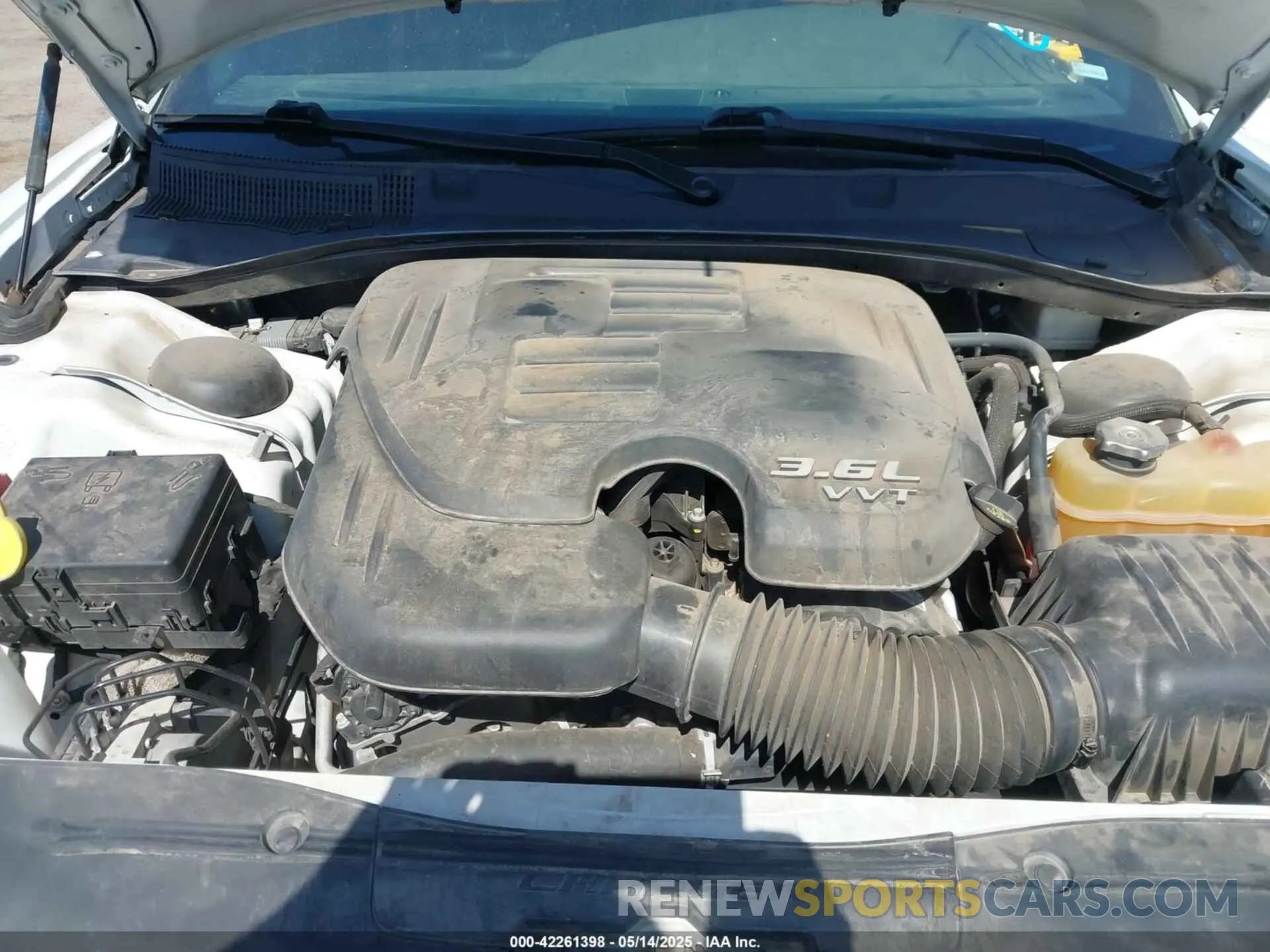 10 Photograph of a damaged car 2C3CDXBG3KH709772 DODGE CHARGER 2019