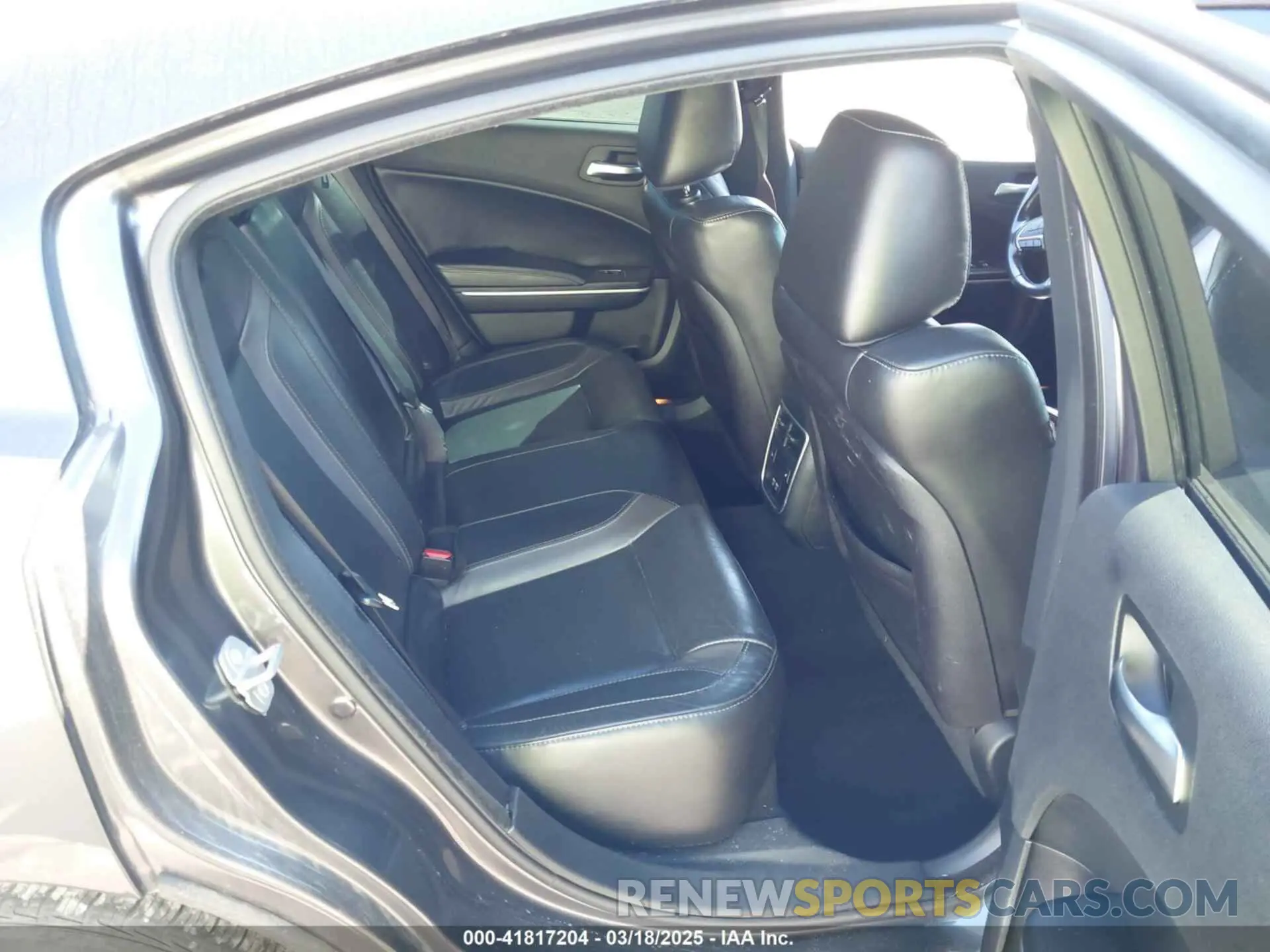 8 Photograph of a damaged car 2C3CDXBG3KH748314 DODGE CHARGER 2019