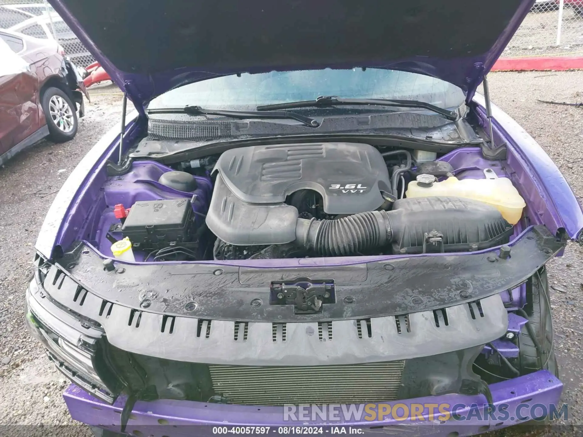 10 Photograph of a damaged car 2C3CDXBG4KH723258 DODGE CHARGER 2019