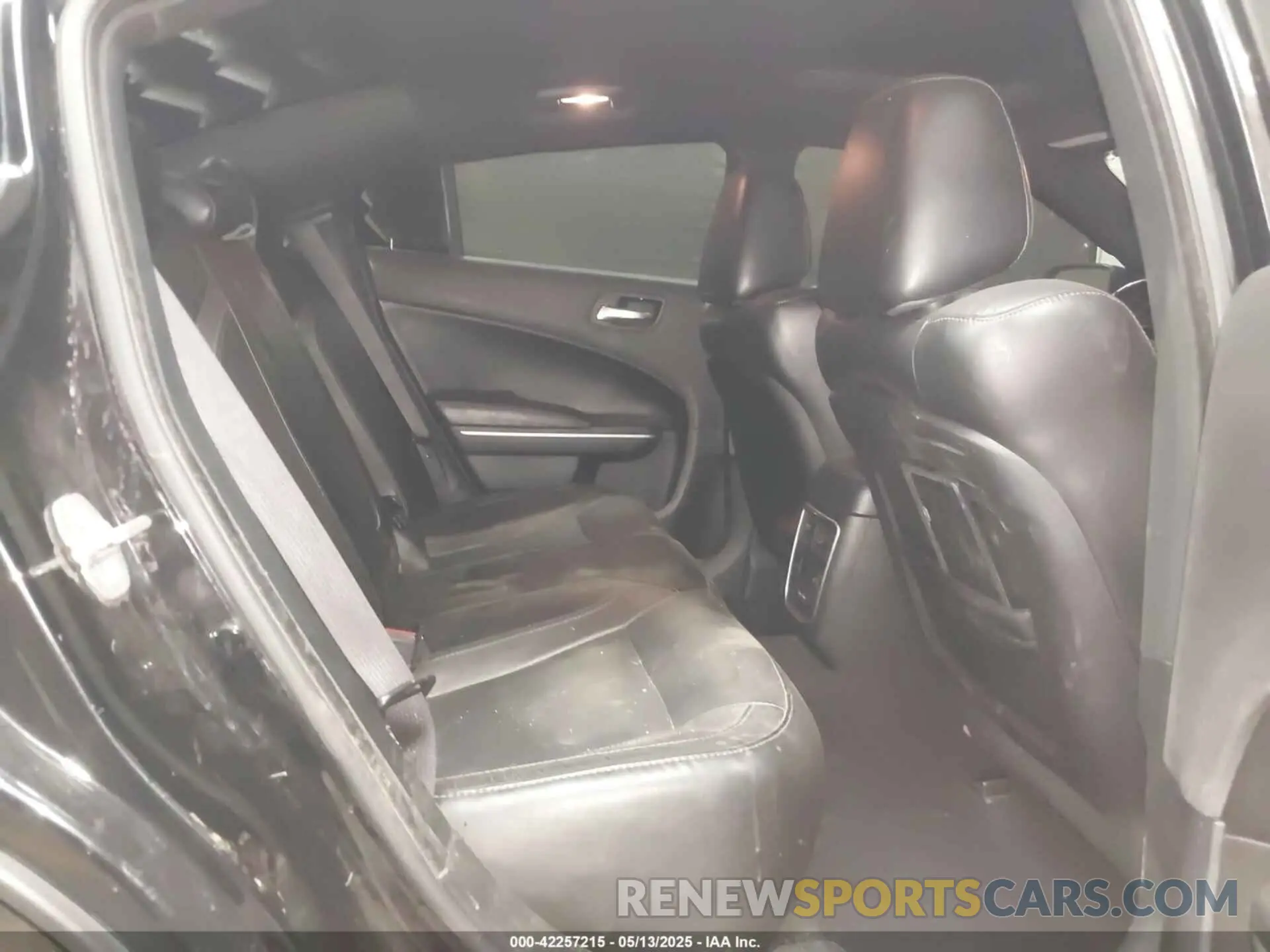 8 Photograph of a damaged car 2C3CDXBG5KH688567 DODGE CHARGER 2019
