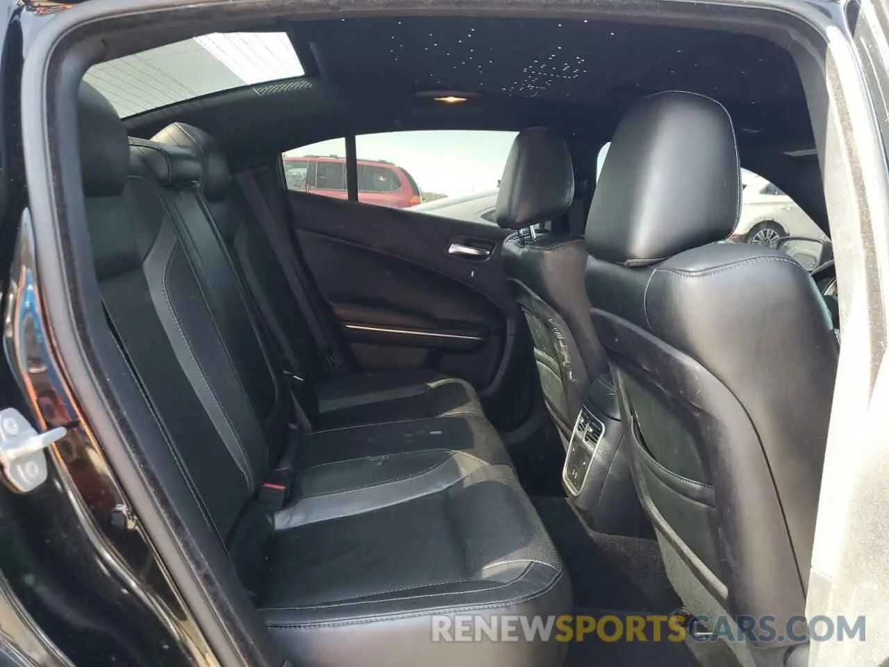 10 Photograph of a damaged car 2C3CDXBG5KH695843 DODGE CHARGER 2019