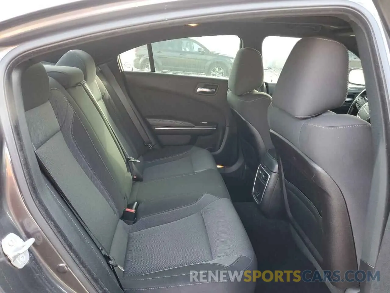 10 Photograph of a damaged car 2C3CDXBG5KH713158 DODGE CHARGER 2019