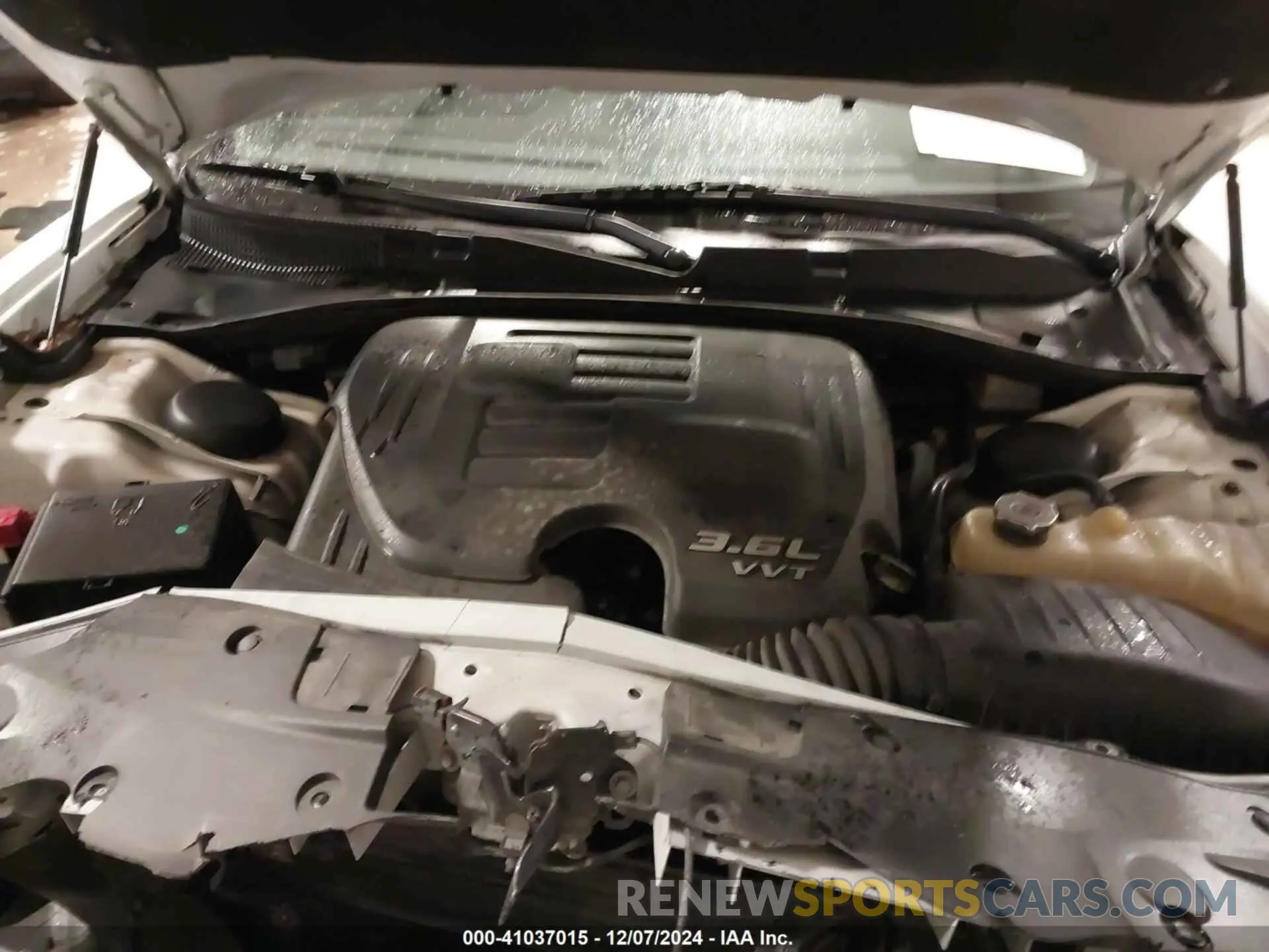 10 Photograph of a damaged car 2C3CDXBG6KH692255 DODGE CHARGER 2019