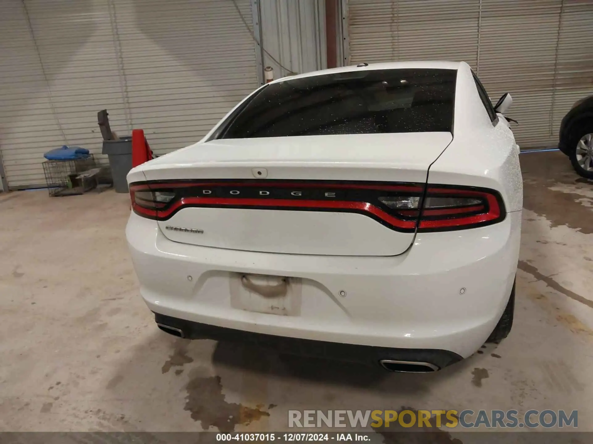 16 Photograph of a damaged car 2C3CDXBG6KH692255 DODGE CHARGER 2019