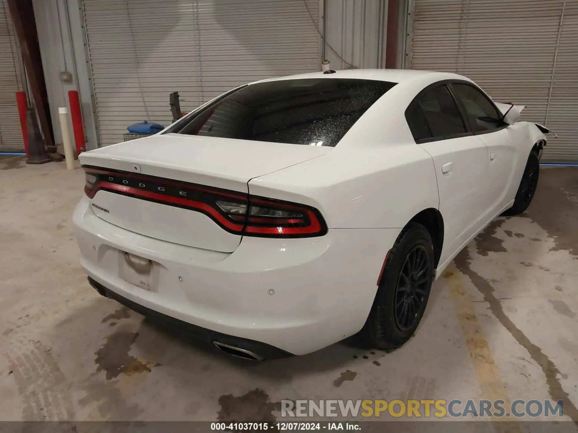 4 Photograph of a damaged car 2C3CDXBG6KH692255 DODGE CHARGER 2019