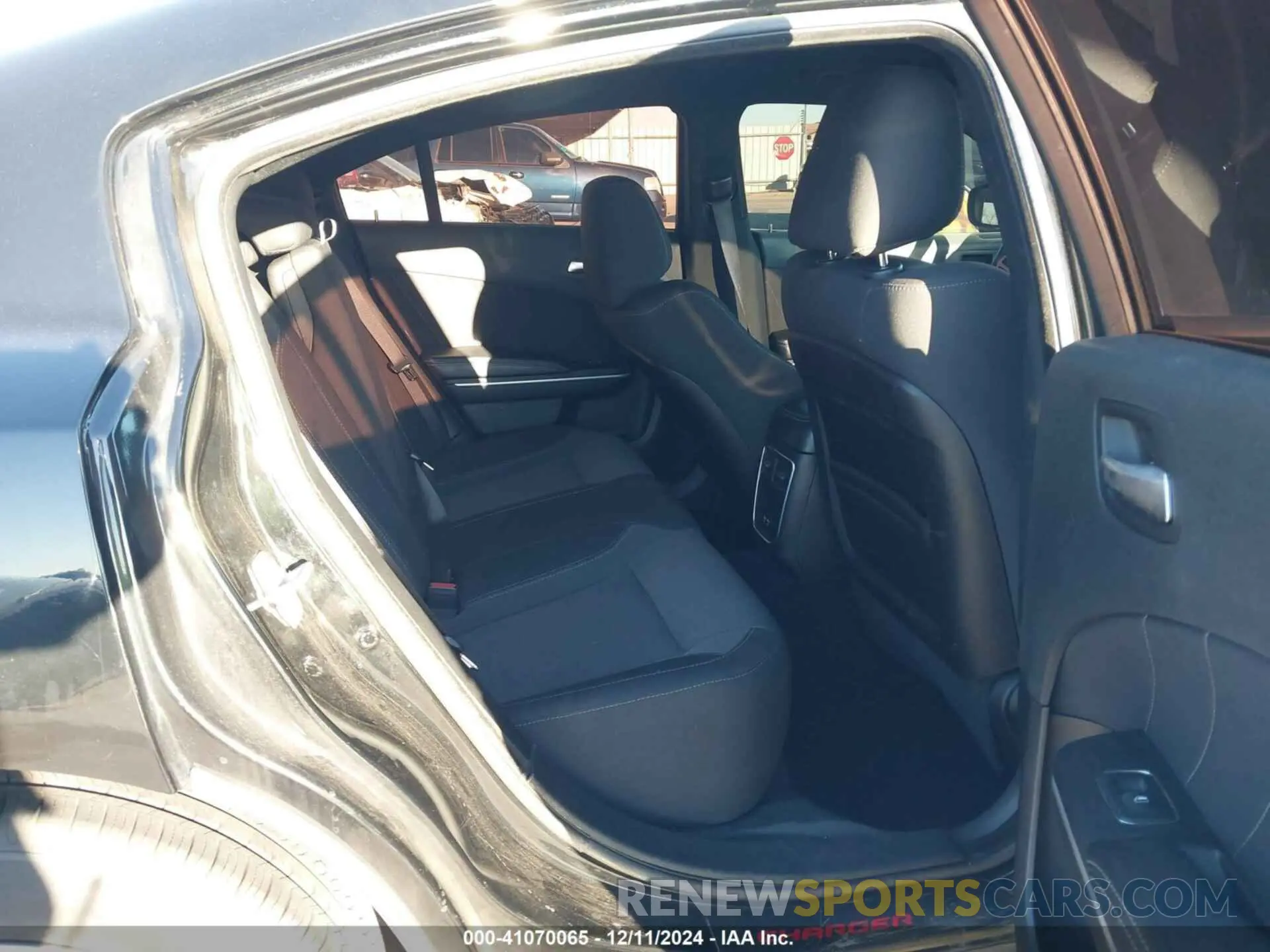 8 Photograph of a damaged car 2C3CDXBG6KH719843 DODGE CHARGER 2019
