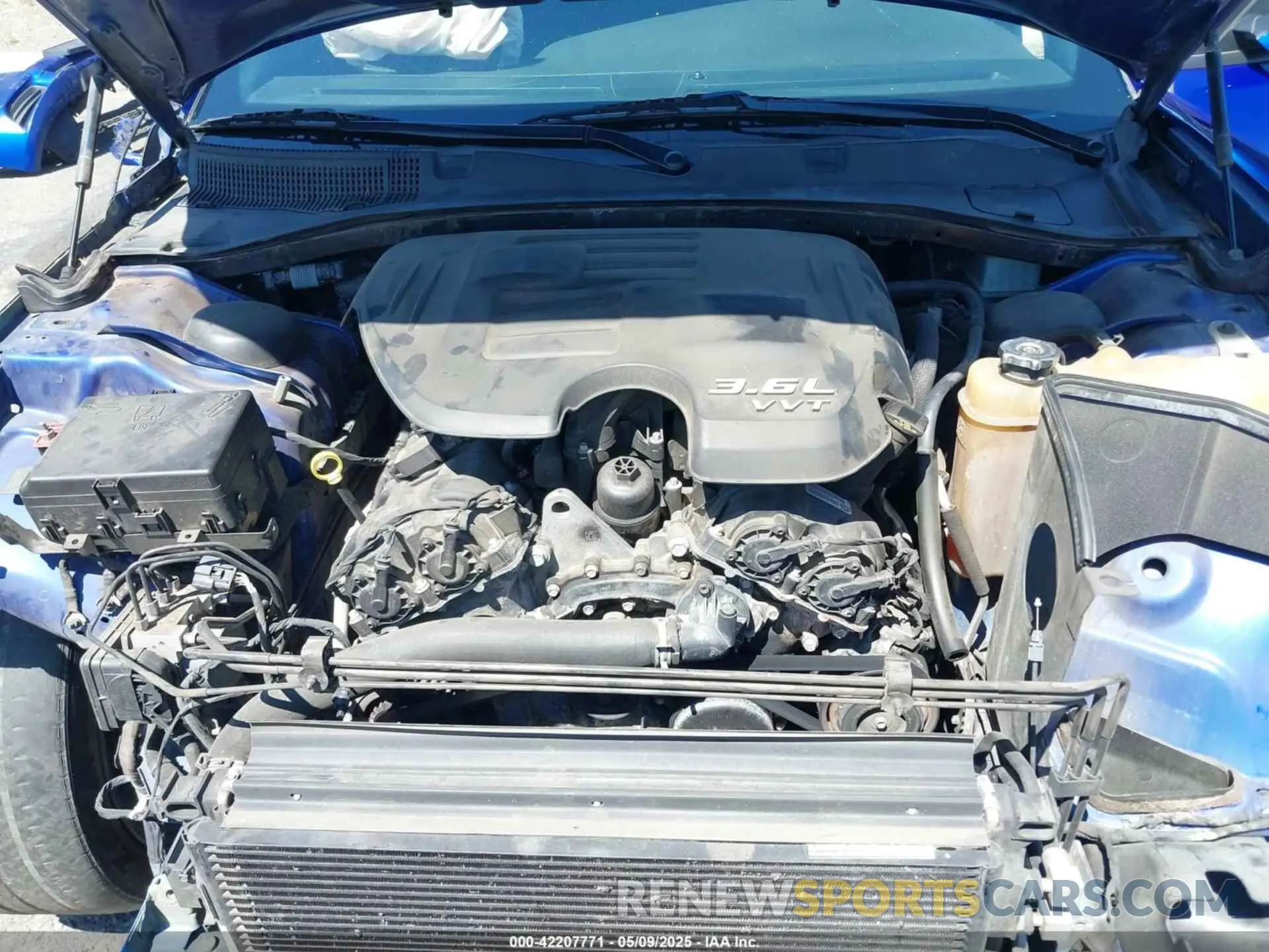 10 Photograph of a damaged car 2C3CDXBG6KH729739 DODGE CHARGER 2019