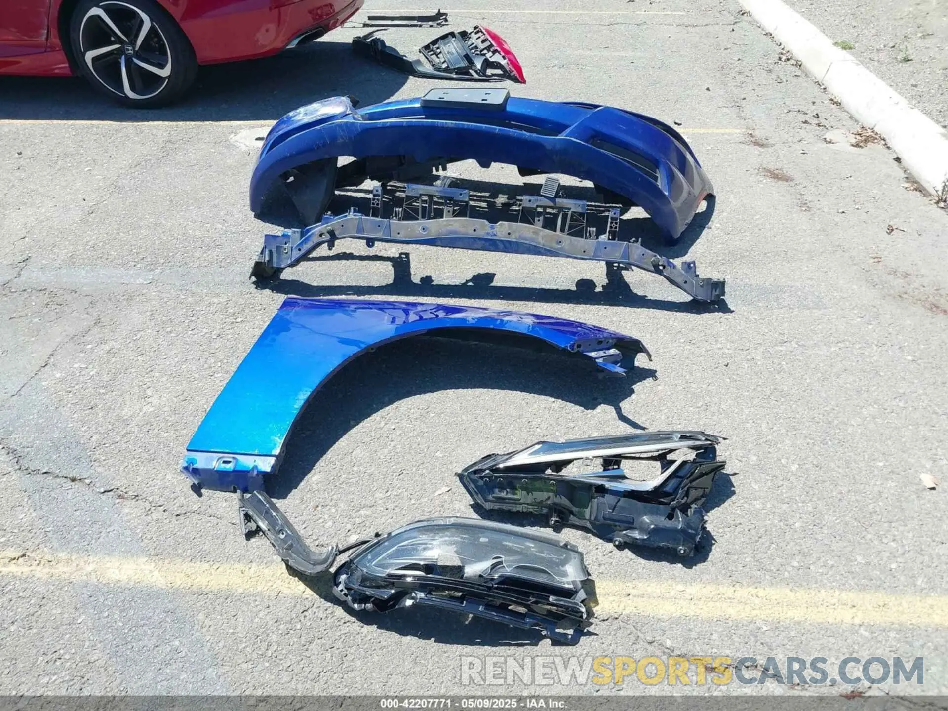 12 Photograph of a damaged car 2C3CDXBG6KH729739 DODGE CHARGER 2019